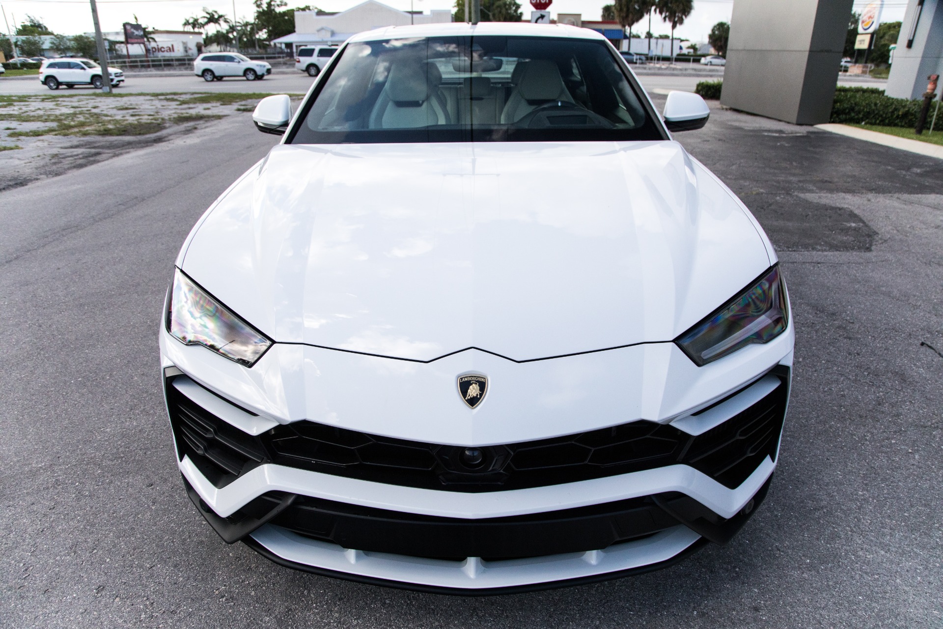 Used-2019-Lamborghini-Urus