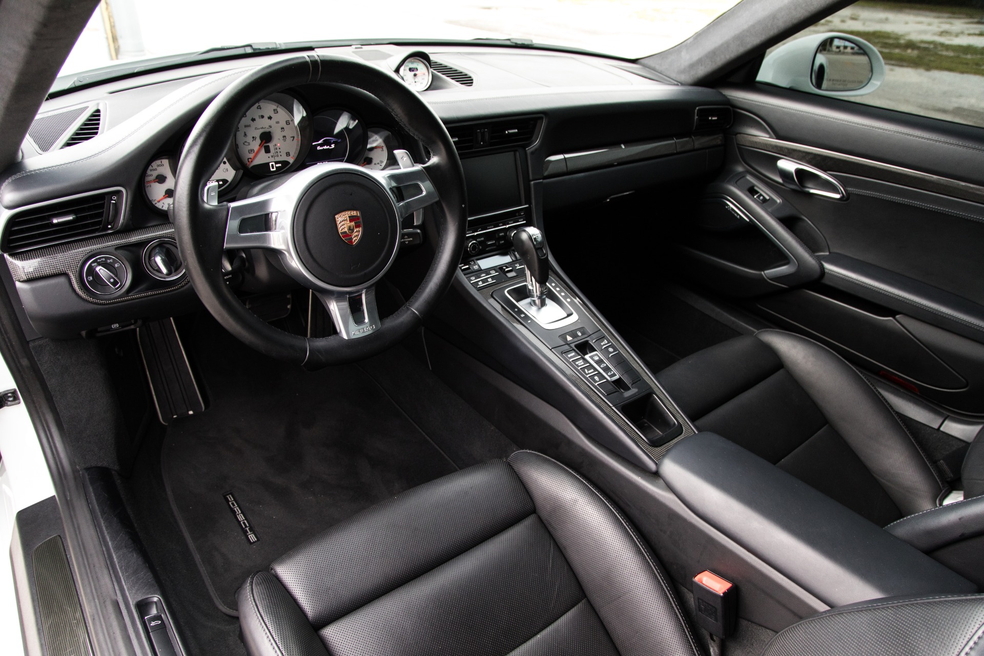 Used-2014-Porsche-911-Turbo-S