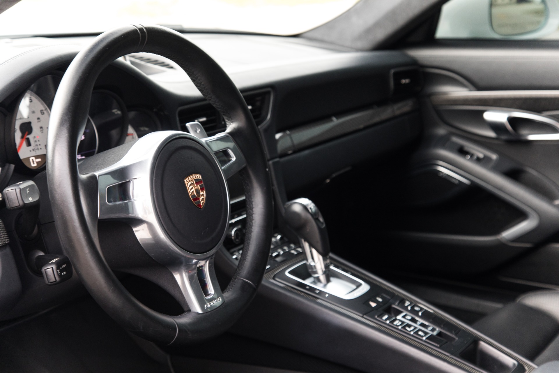Used-2014-Porsche-911-Turbo-S