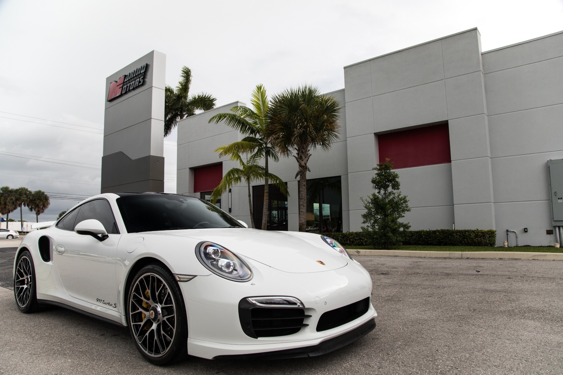 Used-2014-Porsche-911-Turbo-S