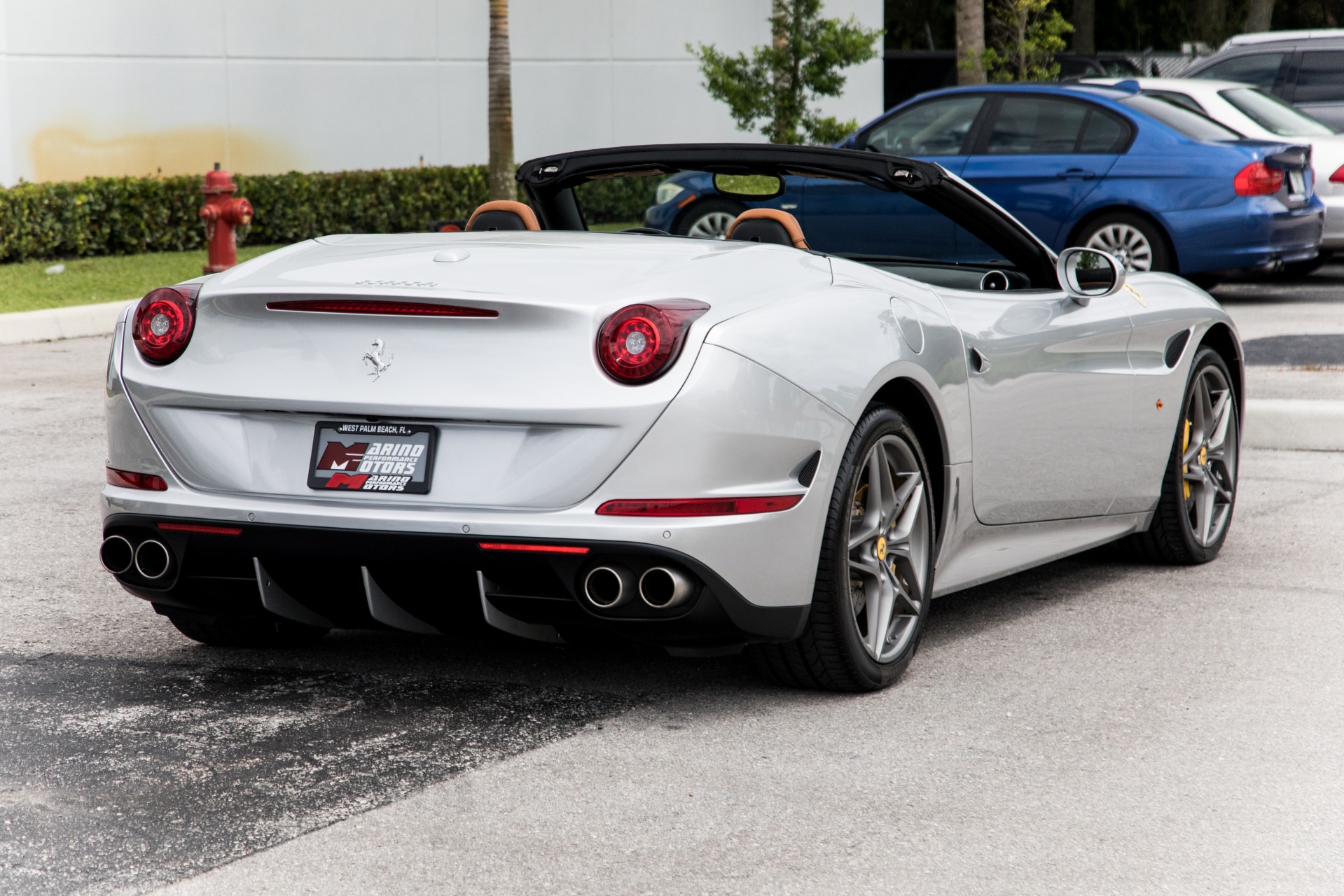 Used-2016-Ferrari-California-T