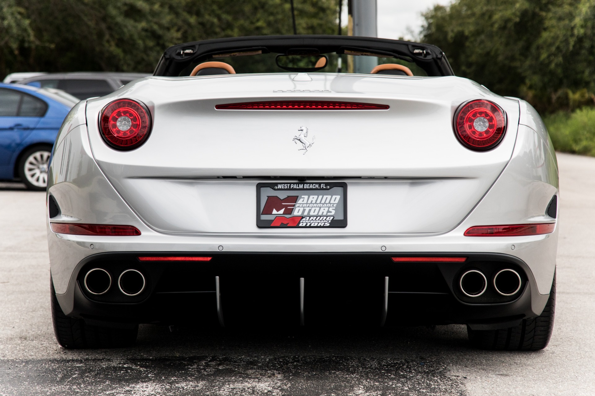 Used-2016-Ferrari-California-T