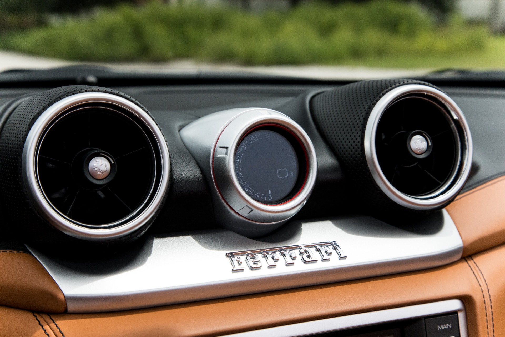 Used-2016-Ferrari-California-T