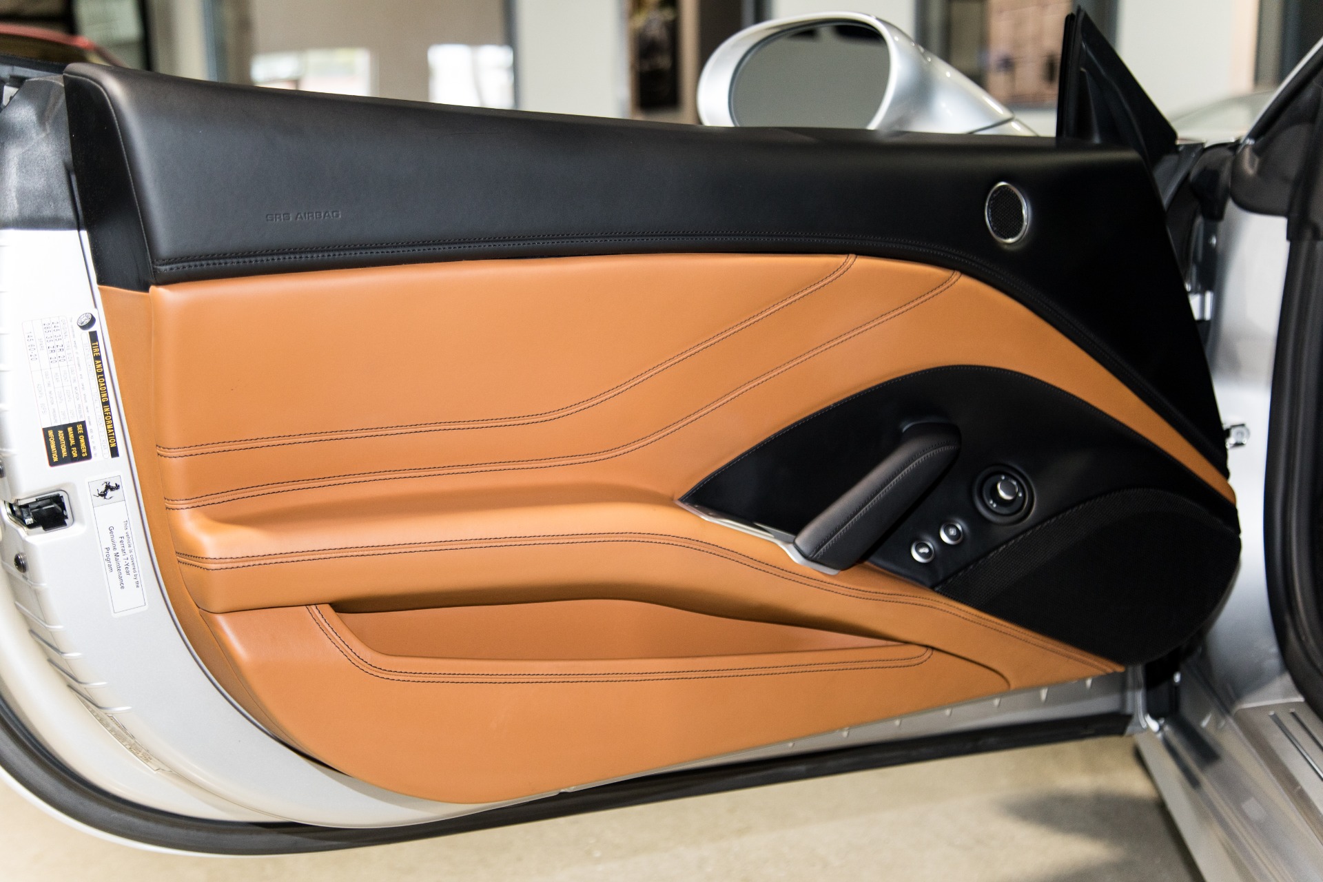 Used-2016-Ferrari-California-T