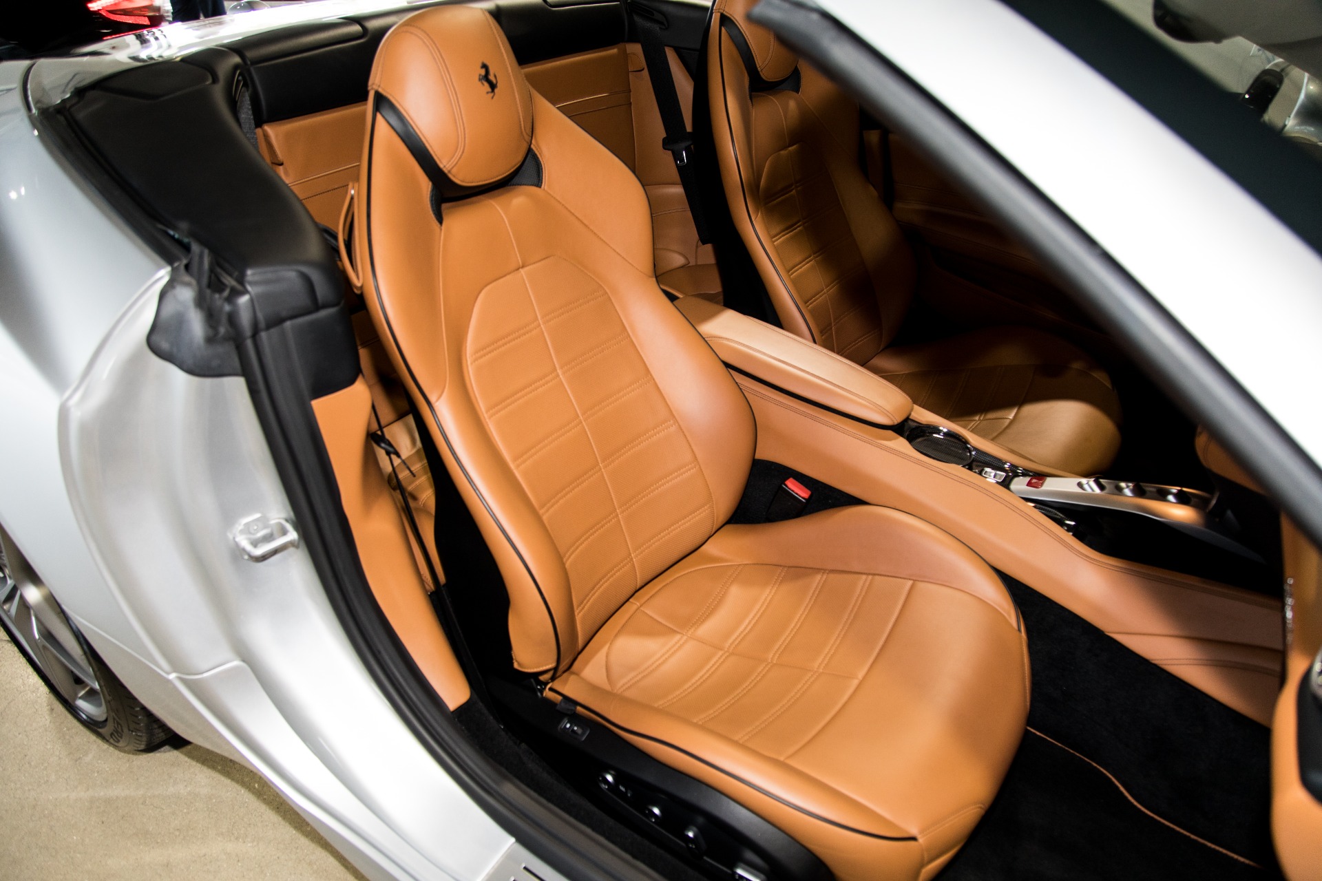 Used-2016-Ferrari-California-T