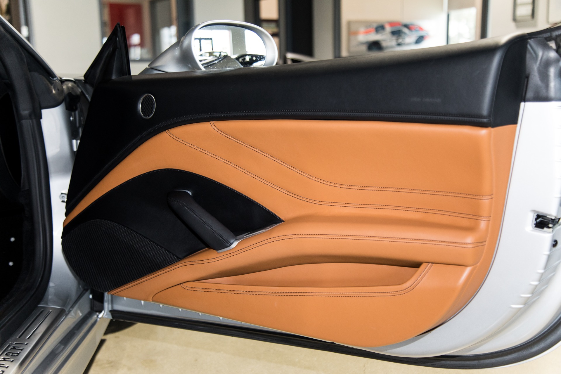 Used-2016-Ferrari-California-T