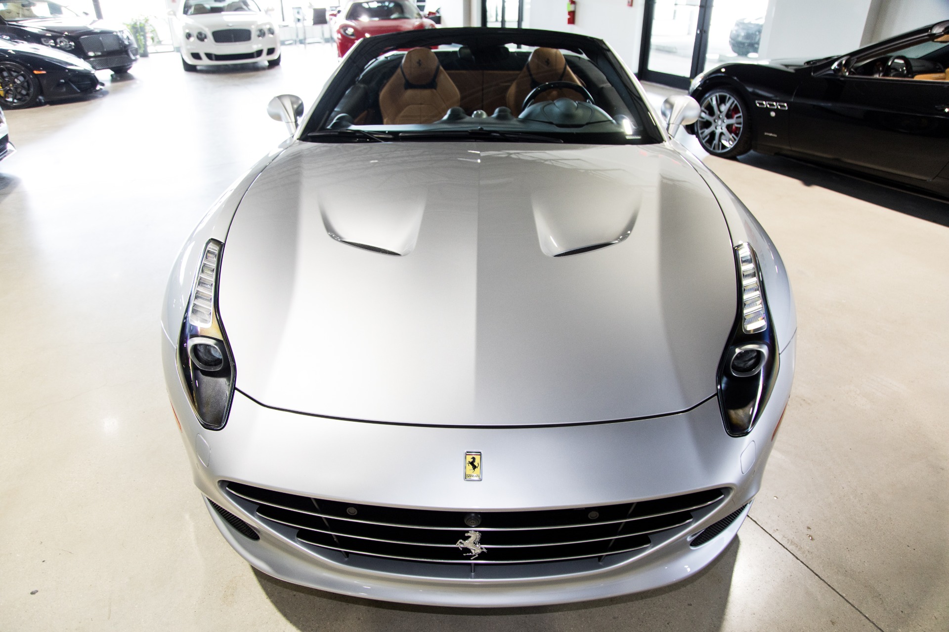 Used-2016-Ferrari-California-T