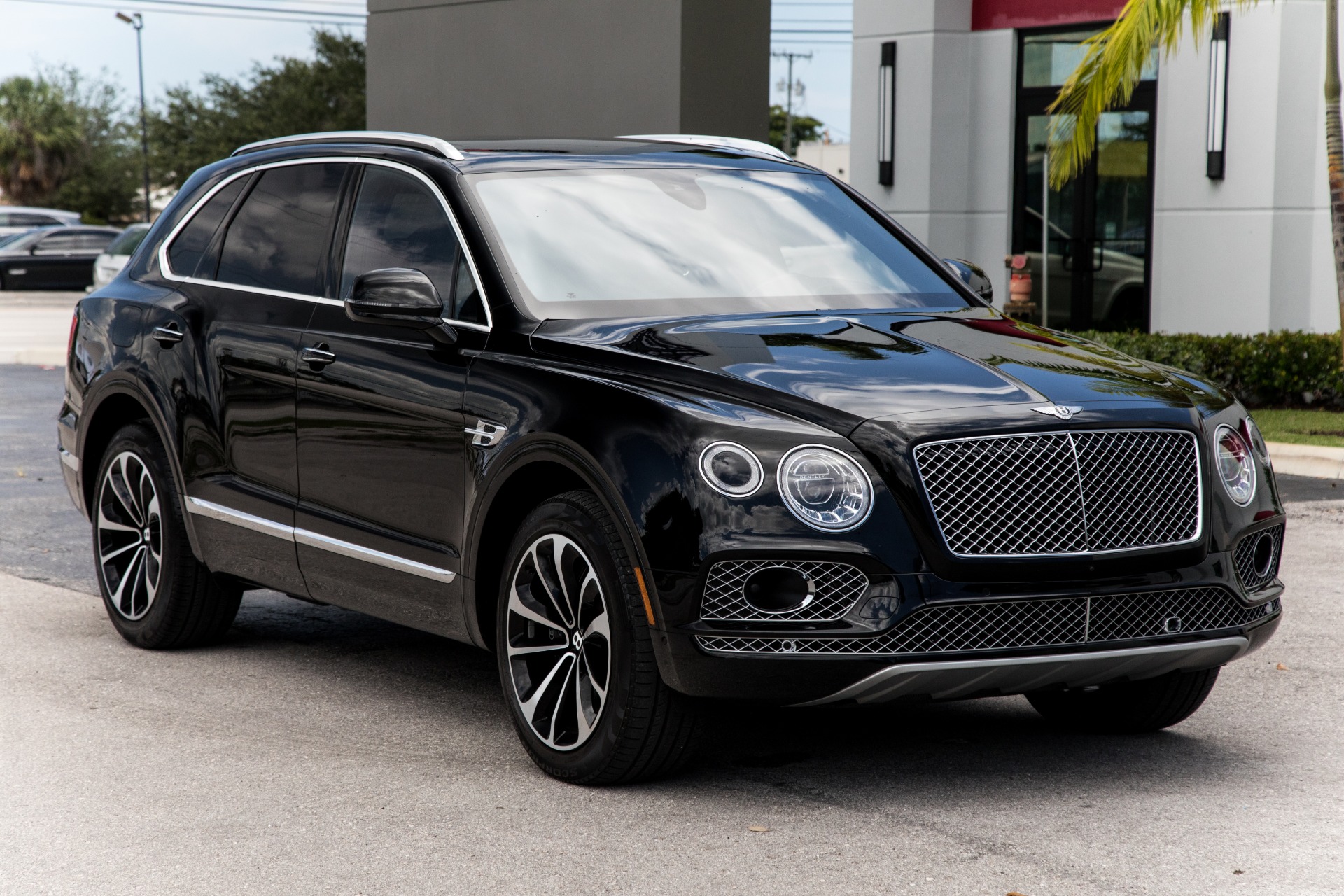 Used-2017-Bentley-Bentayga-W12