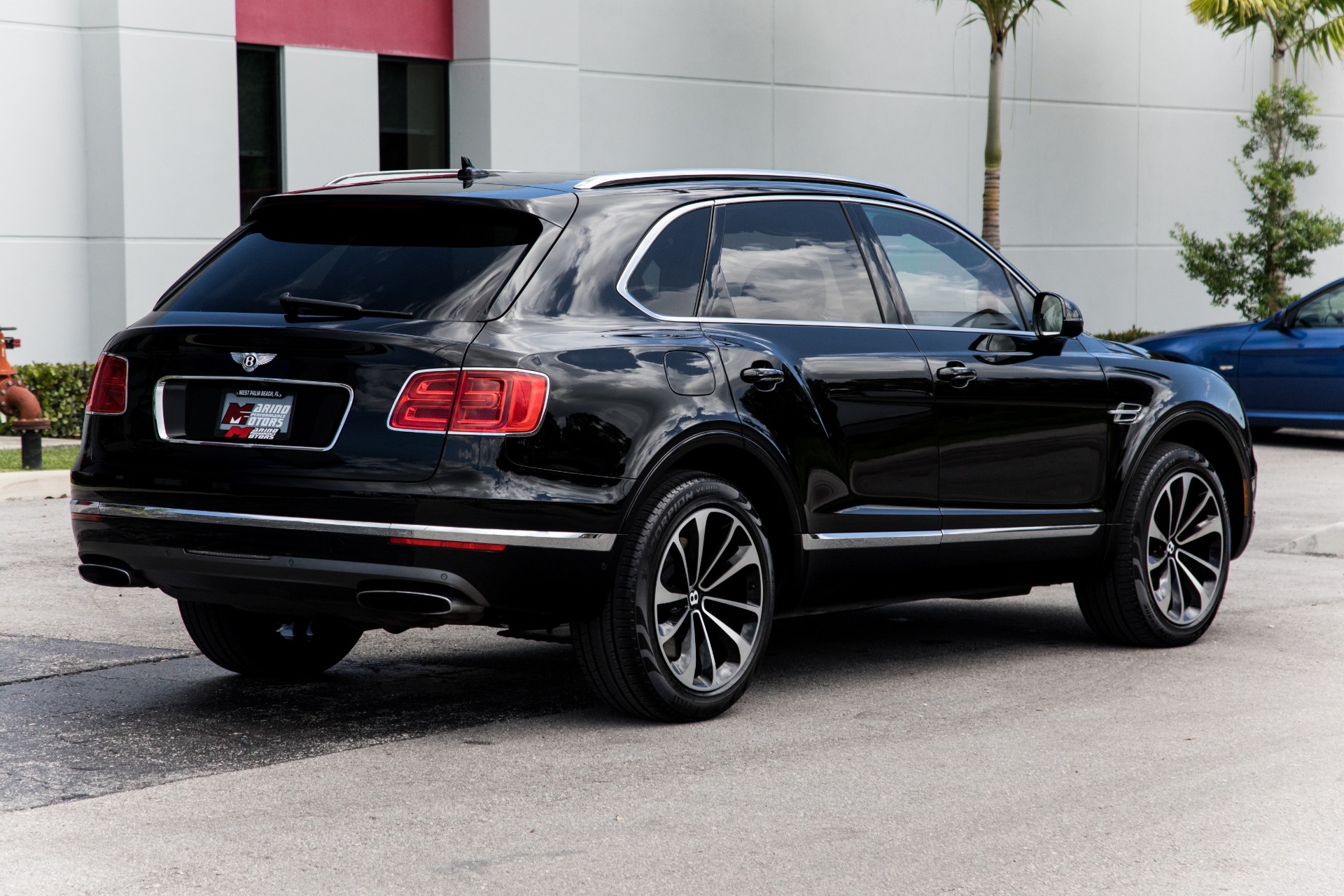 Used-2017-Bentley-Bentayga-W12