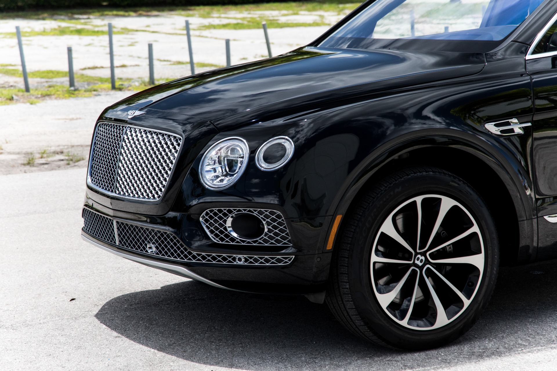 Used-2017-Bentley-Bentayga-W12