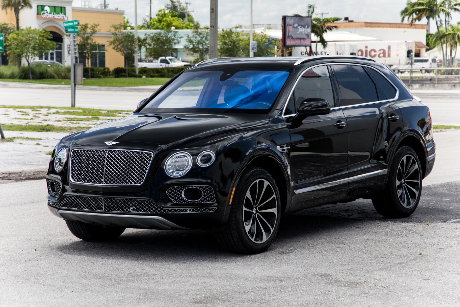Used 2017 Bentley Bentayga W12 For Sale (139,900) Marino Performance