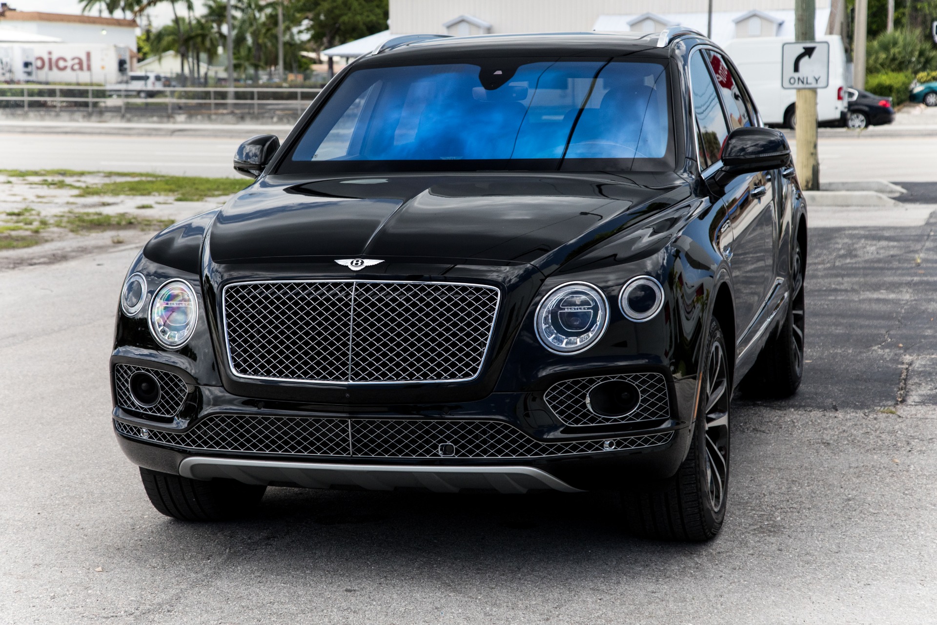 Used-2017-Bentley-Bentayga-W12