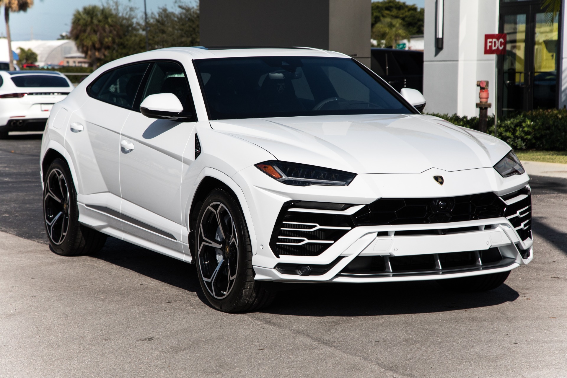 Used-2020-Lamborghini-Urus