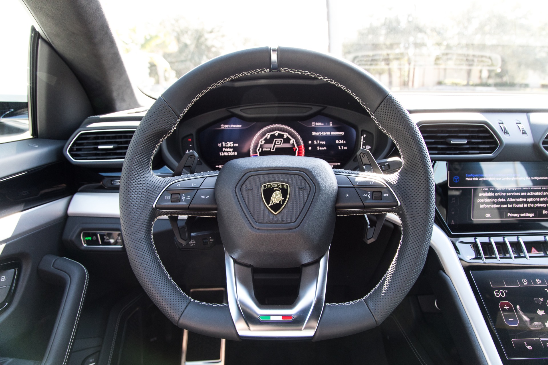 Used-2020-Lamborghini-Urus
