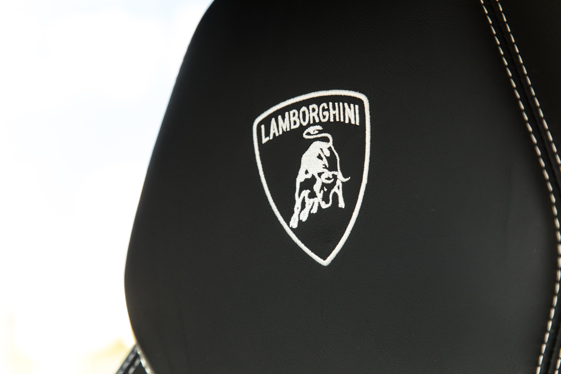 Used-2020-Lamborghini-Urus