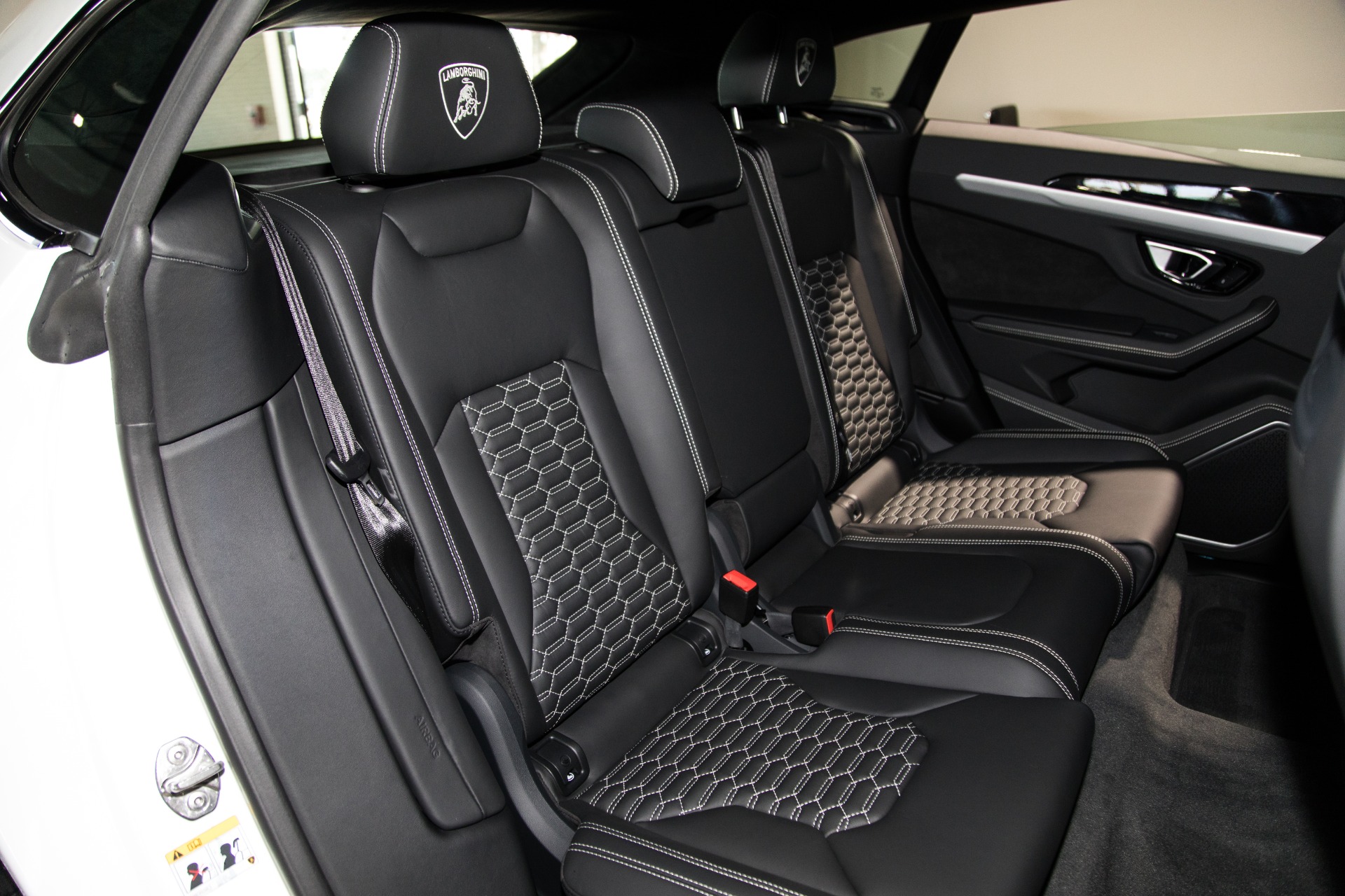 Used-2020-Lamborghini-Urus