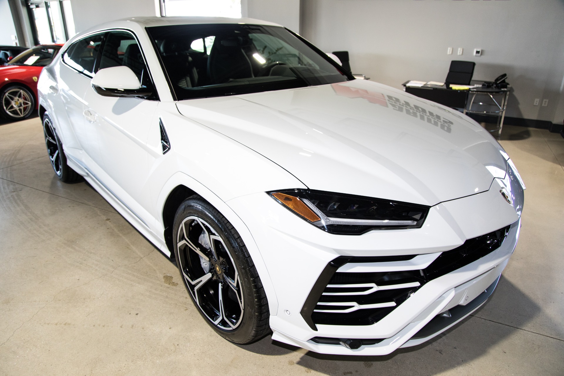 Used-2020-Lamborghini-Urus