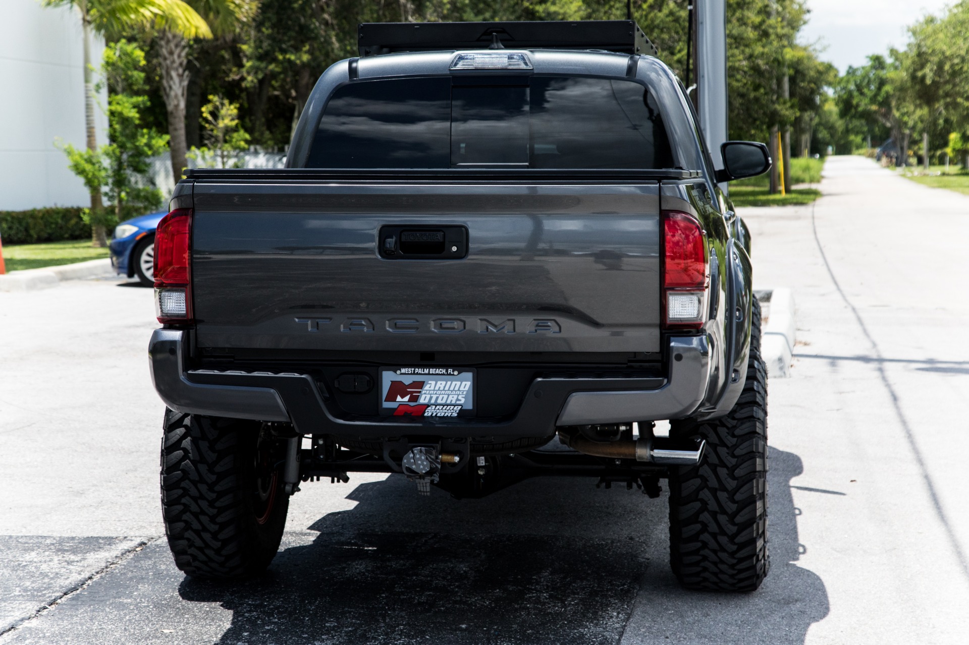Used-2019-Toyota-Tacoma-TRD-Sport