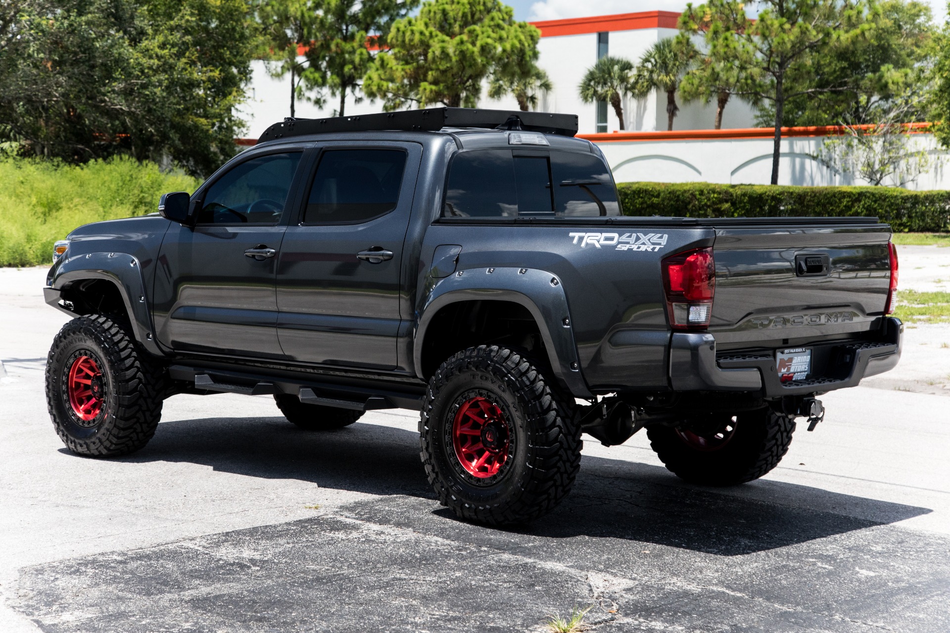 Used-2019-Toyota-Tacoma-TRD-Sport