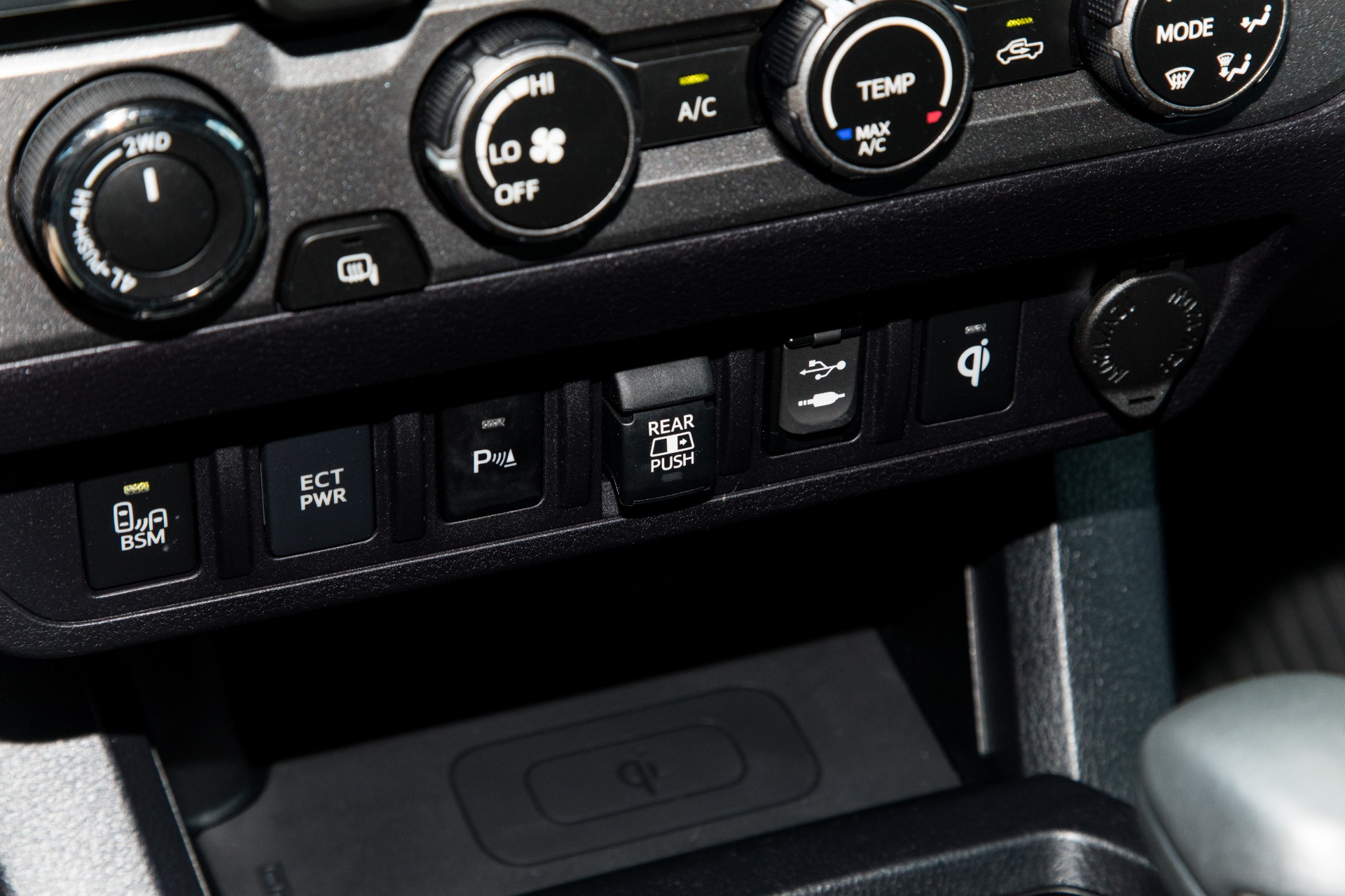 Used-2019-Toyota-Tacoma-TRD-Sport