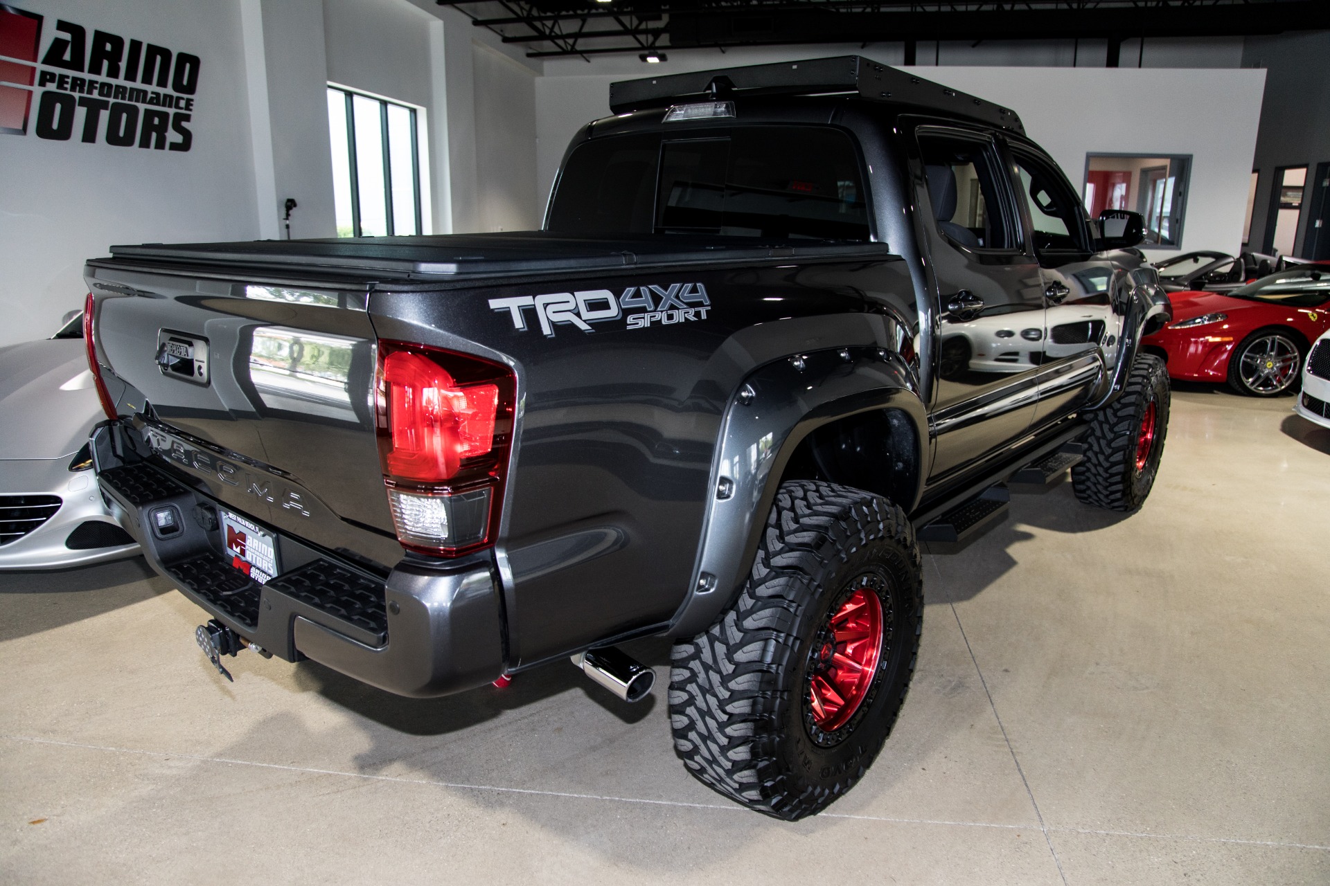 Used-2019-Toyota-Tacoma-TRD-Sport