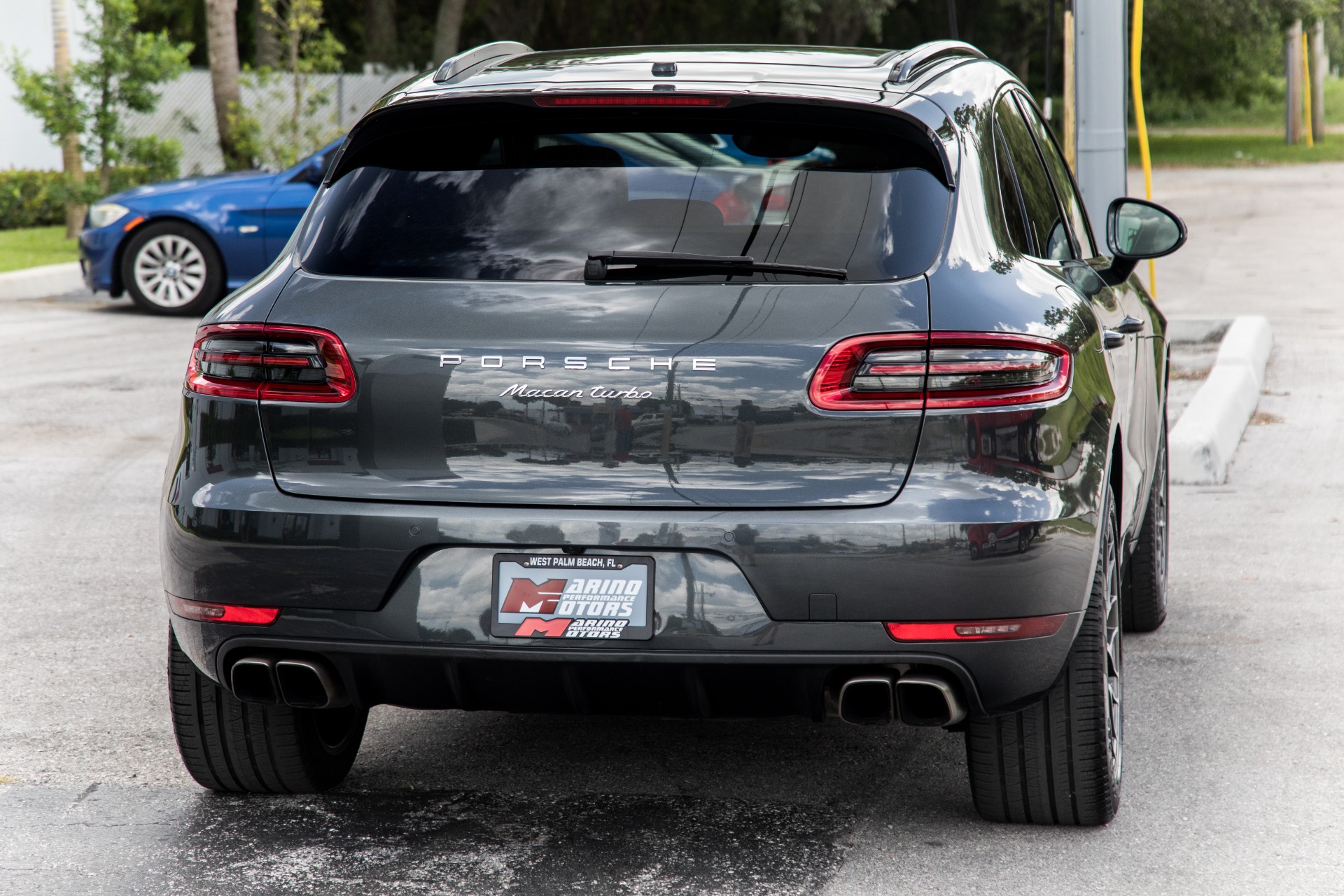 Used-2017-Porsche-Macan-Turbo