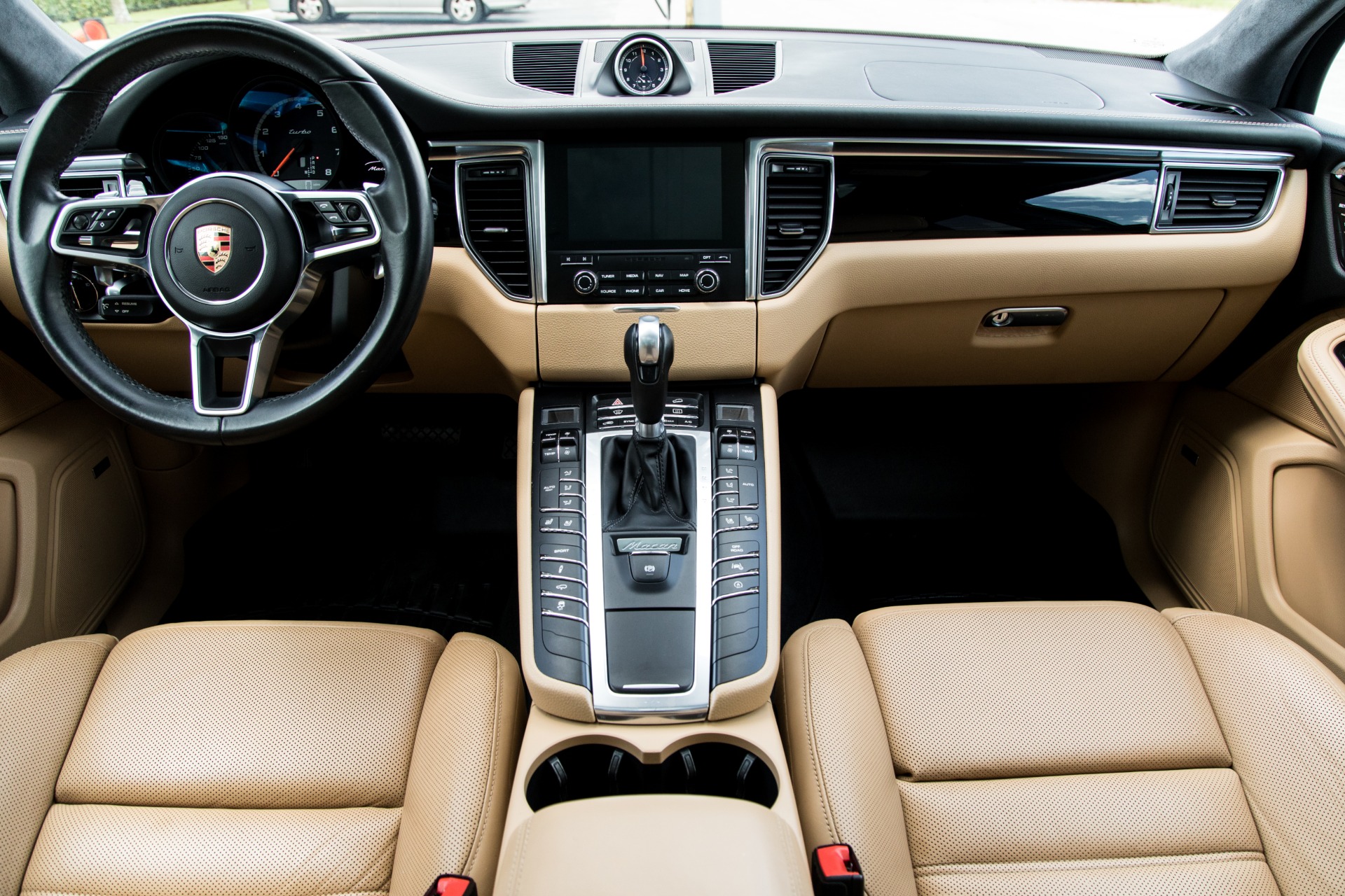 Used-2017-Porsche-Macan-Turbo