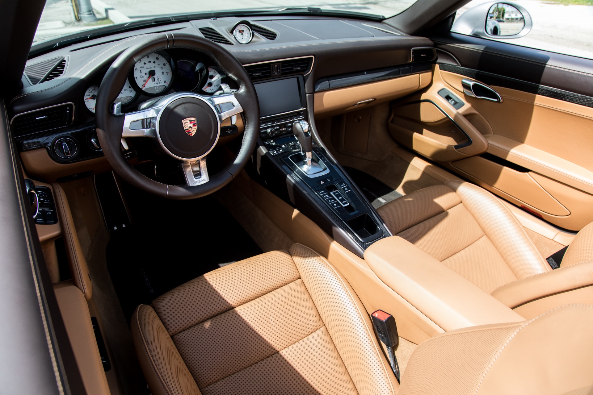 Used-2015-Porsche-911-Turbo-S