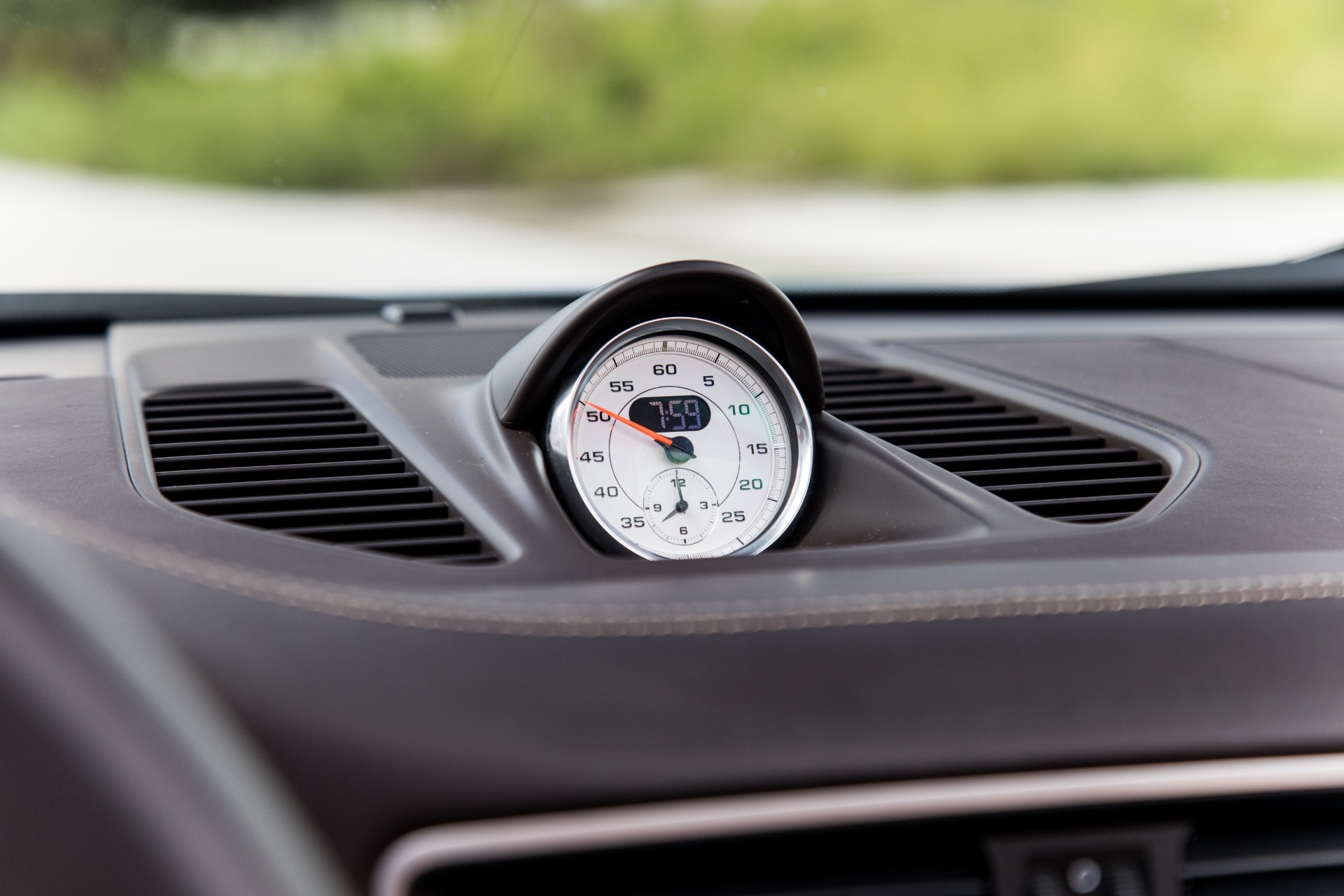 Used-2015-Porsche-911-Turbo-S