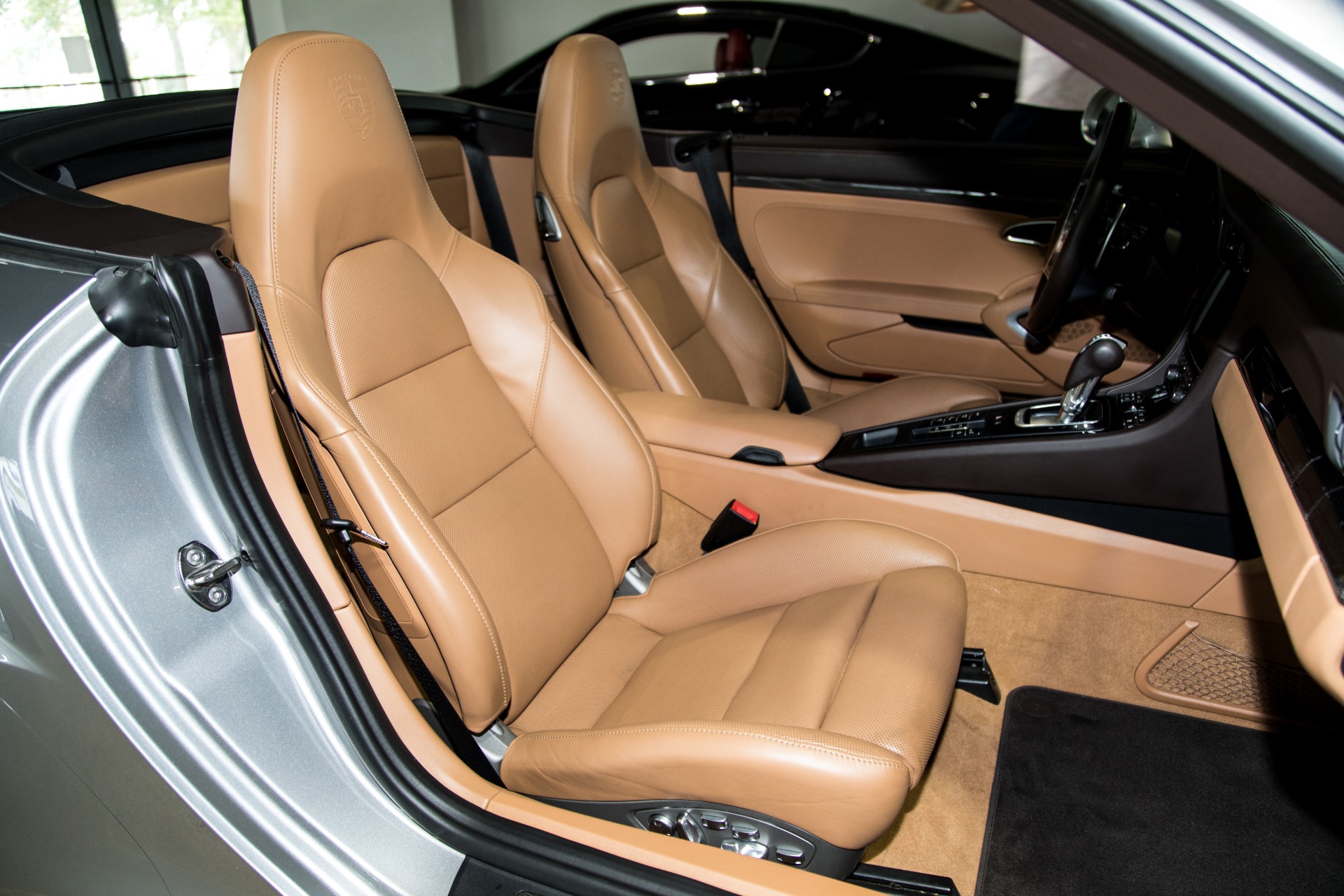 Used-2015-Porsche-911-Turbo-S