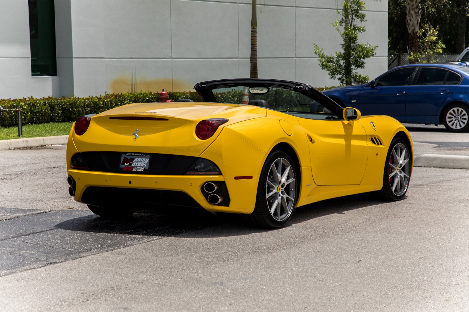 Used-2014-Ferrari-California