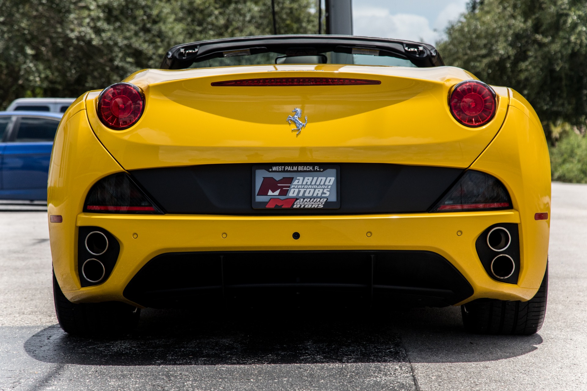 Used-2014-Ferrari-California