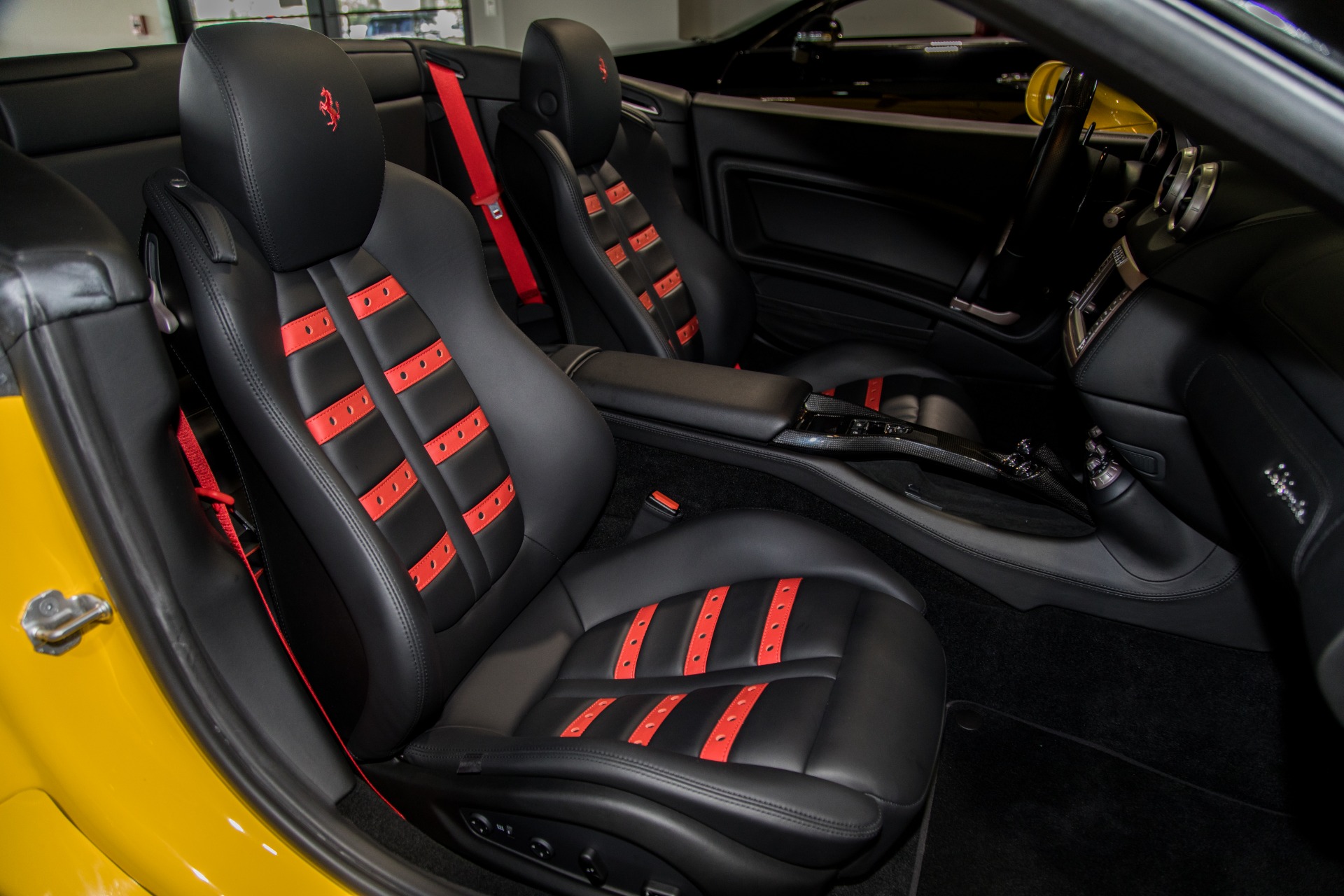 Used-2014-Ferrari-California