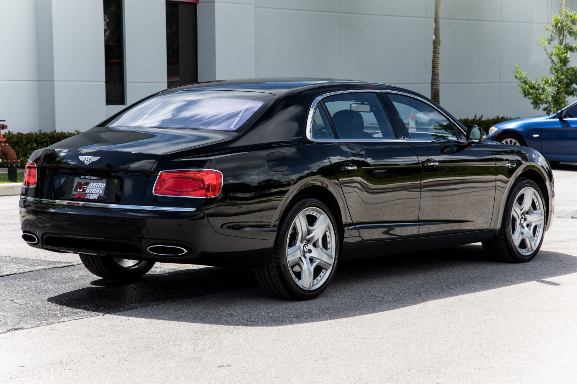 Used-2014-Bentley-Flying-Spur