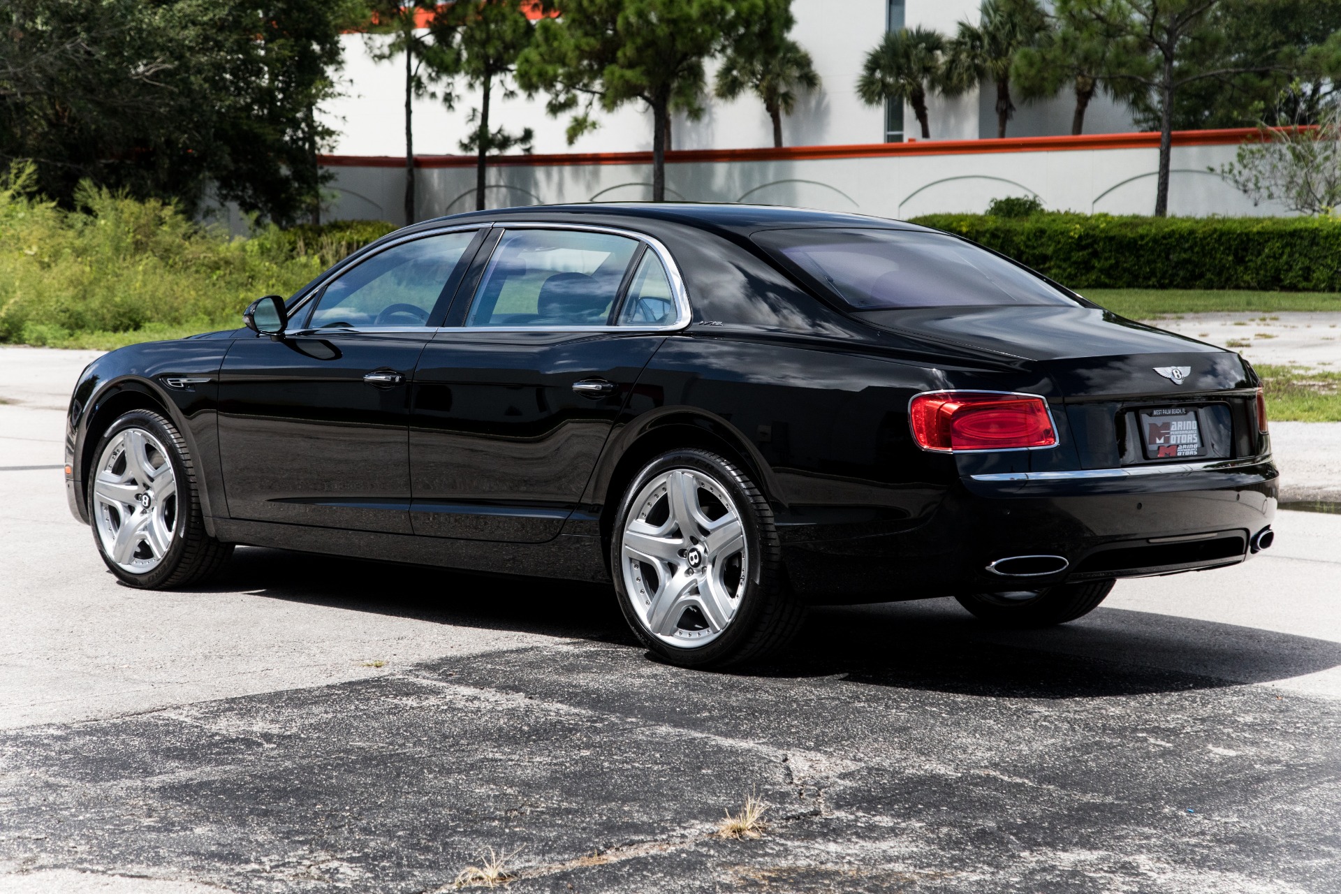 Used-2014-Bentley-Flying-Spur