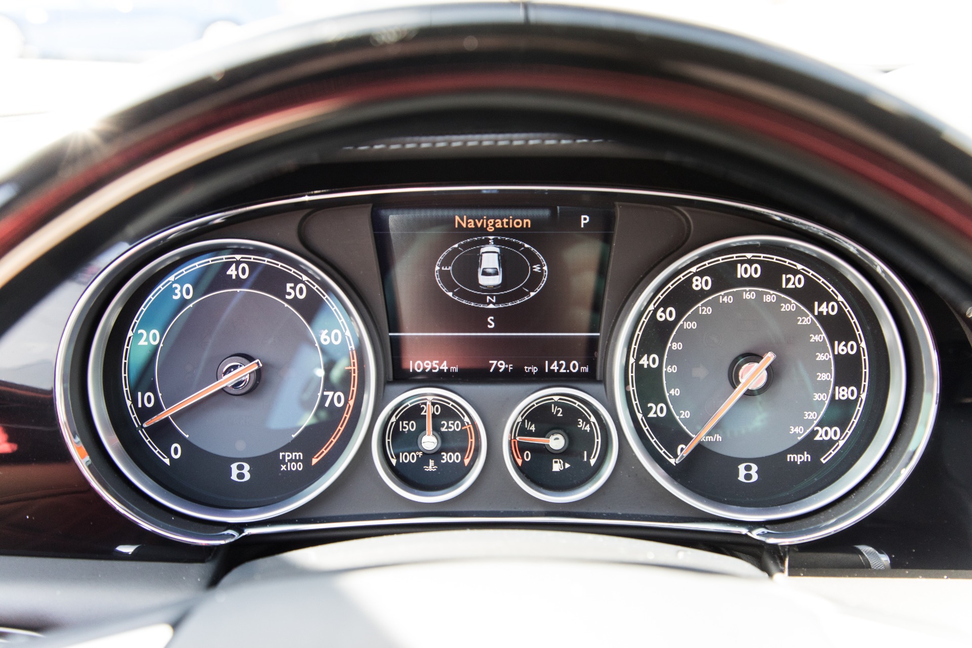 Used-2014-Bentley-Flying-Spur