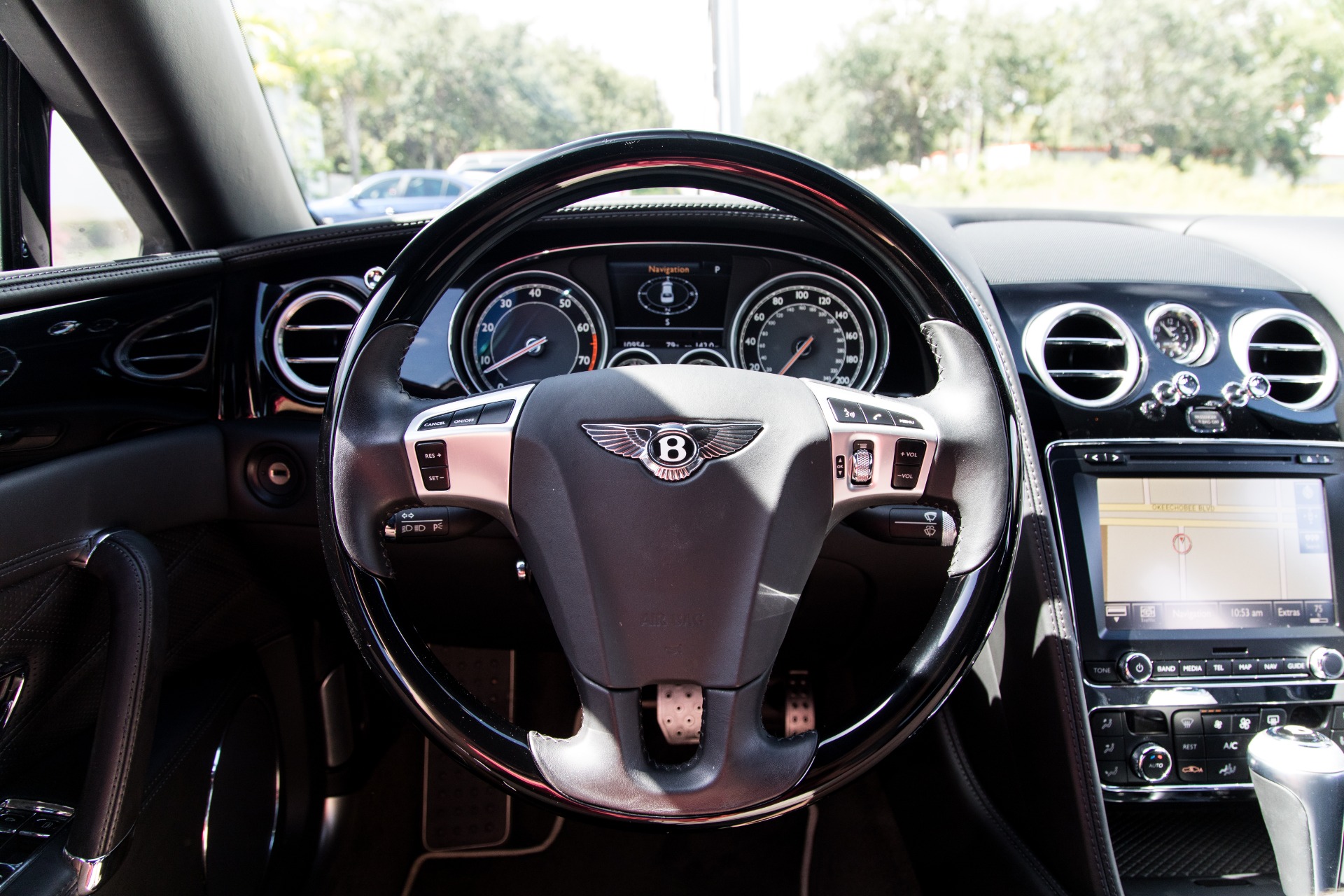 Used-2014-Bentley-Flying-Spur