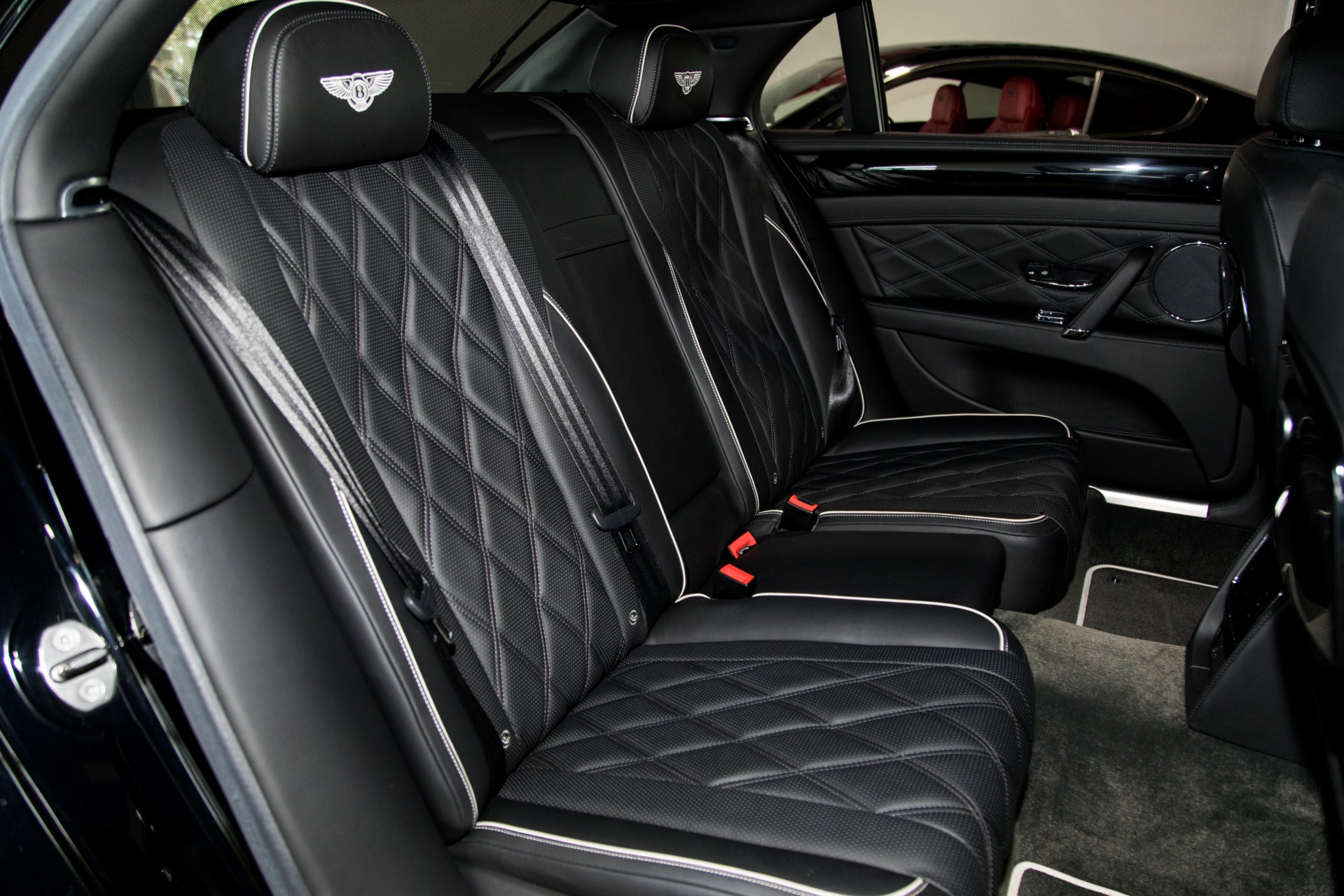 Used-2014-Bentley-Flying-Spur