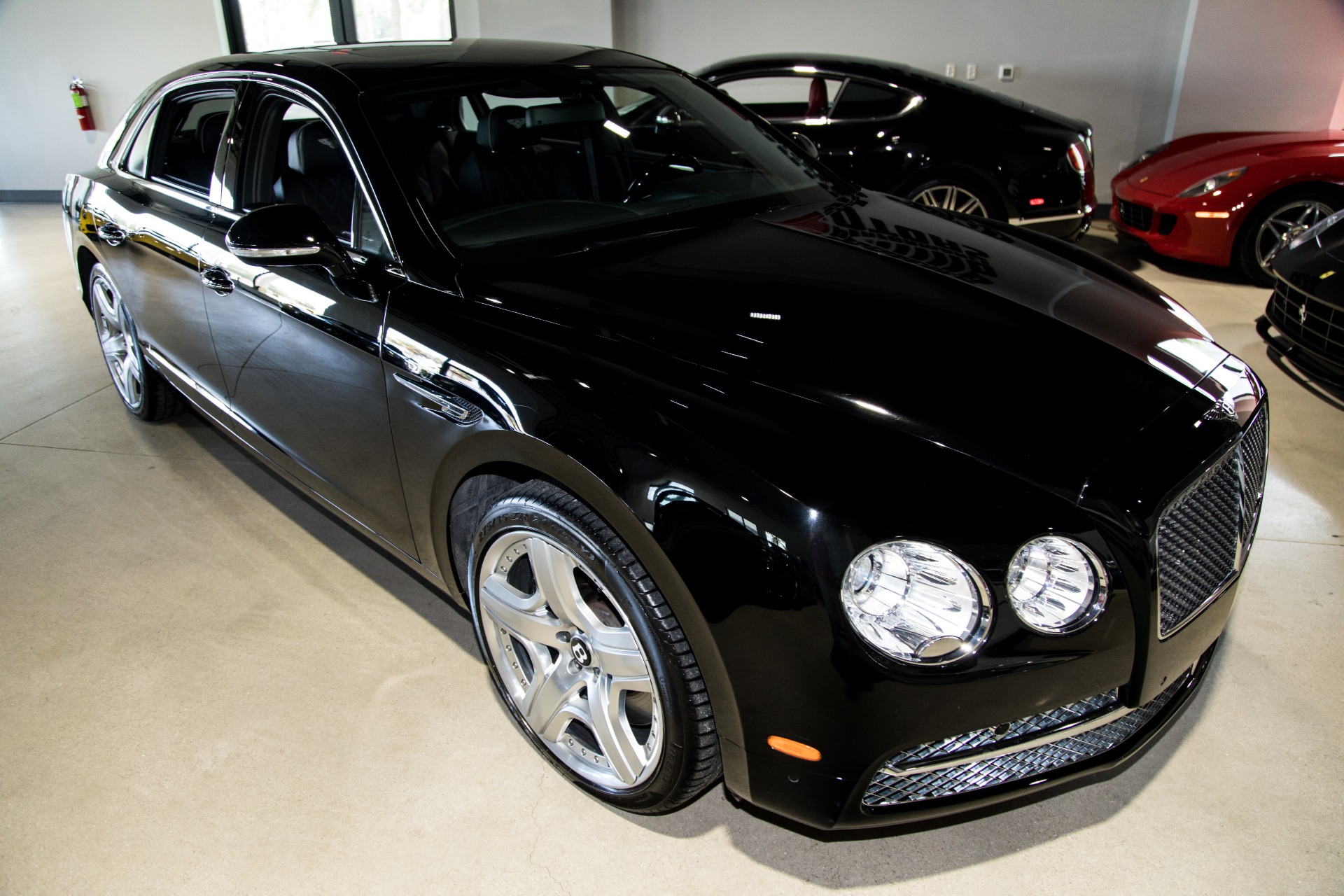 Used-2014-Bentley-Flying-Spur