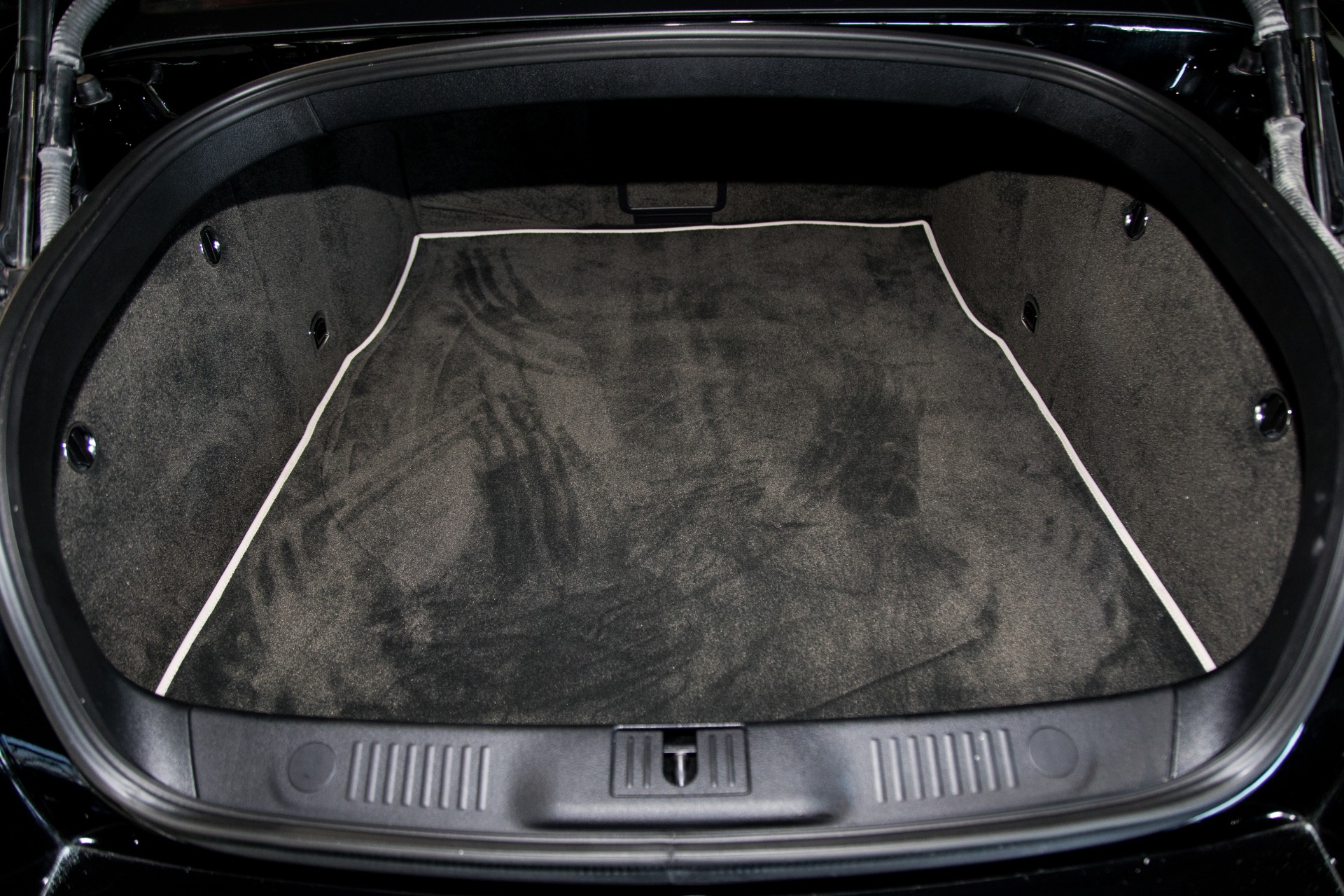 Used-2014-Bentley-Flying-Spur