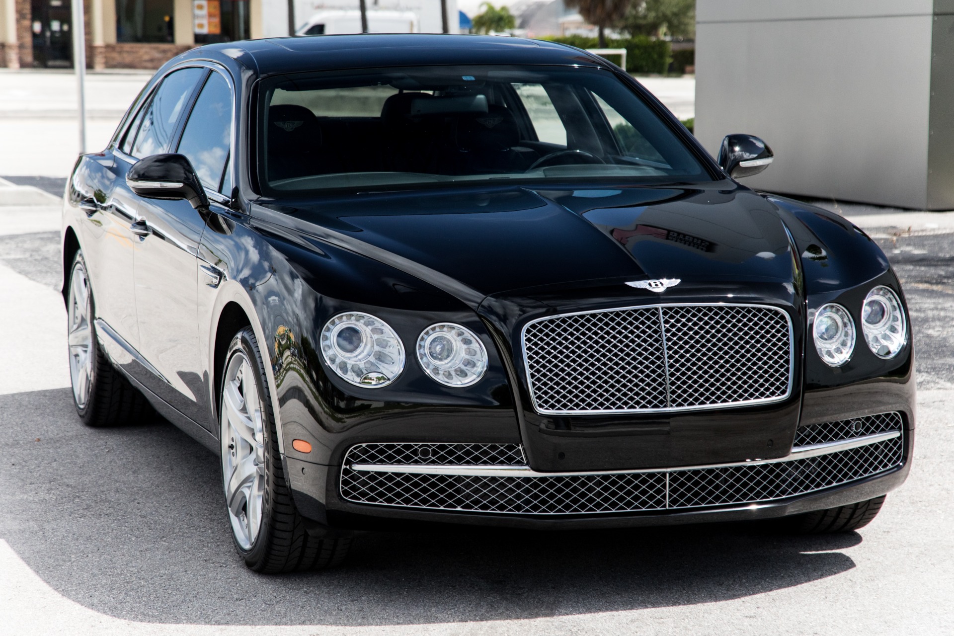 Used-2014-Bentley-Flying-Spur