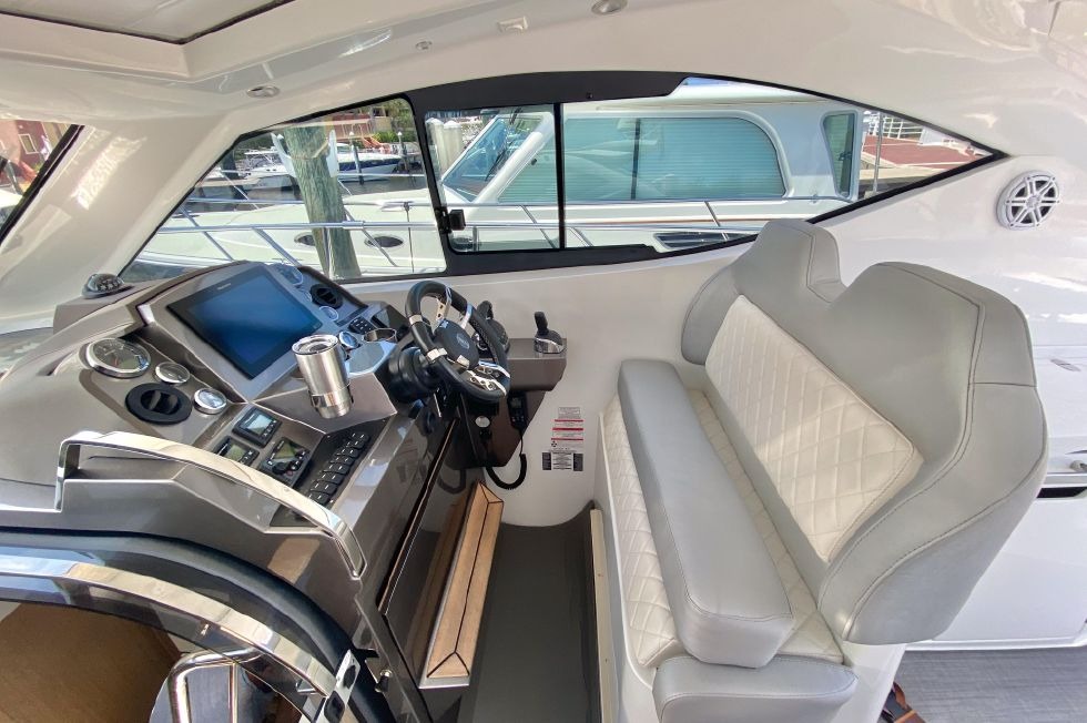 Used-2018-Galeon-405-HTS