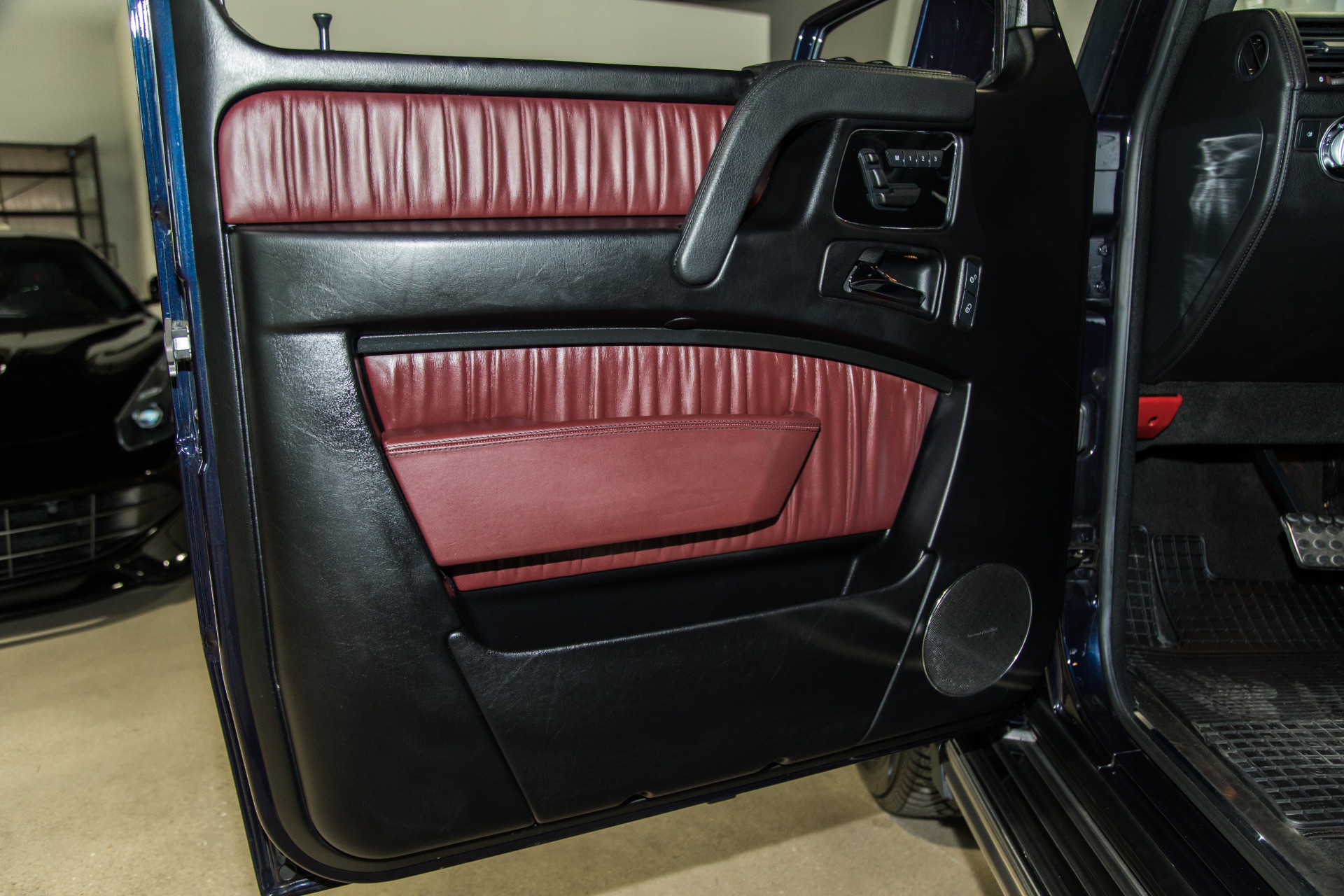Used-2017-Mercedes-Benz-G-Class-AMG-G-63