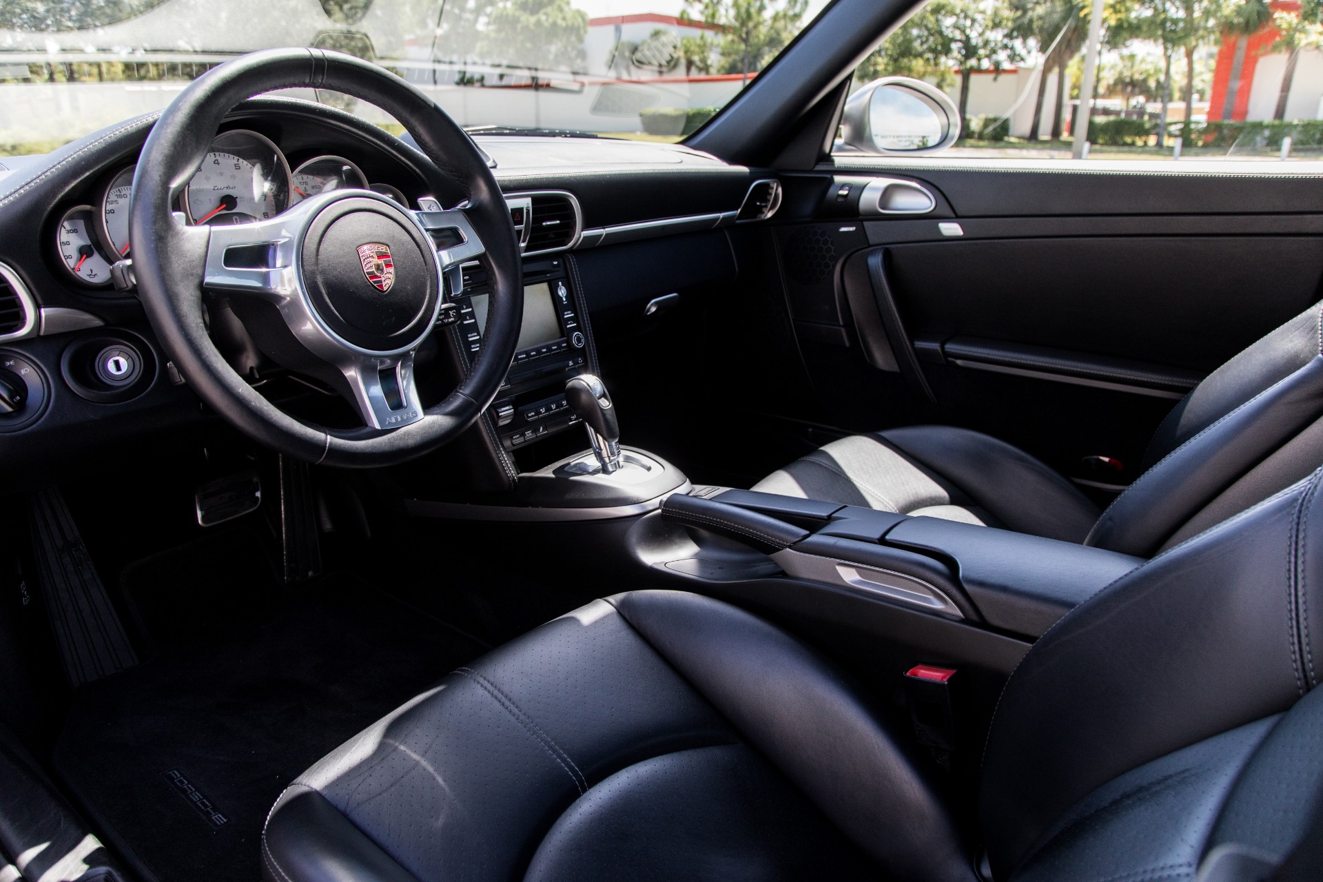 Used-2013-Porsche-911-Turbo