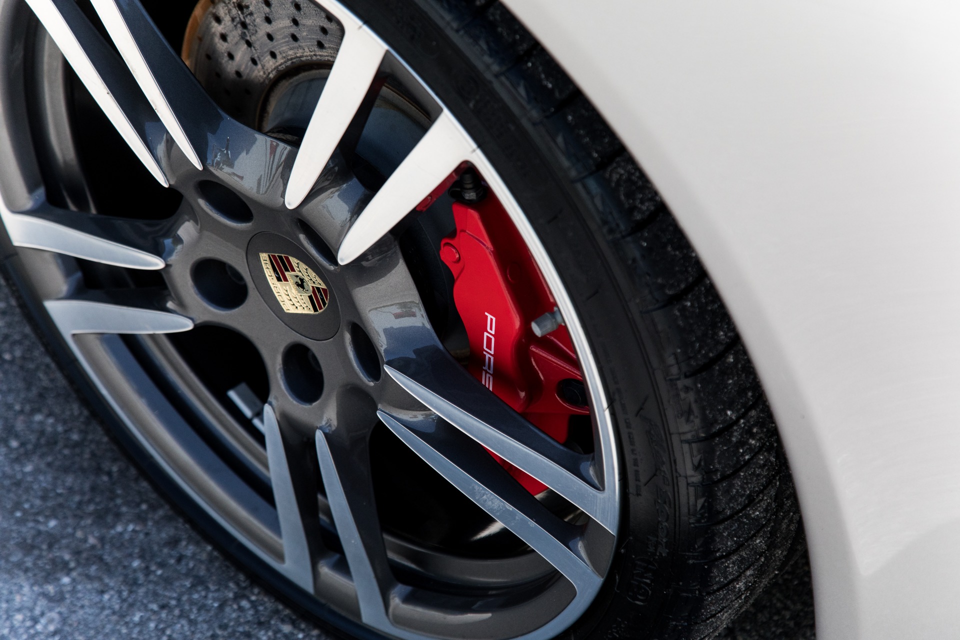 Used-2013-Porsche-911-Turbo
