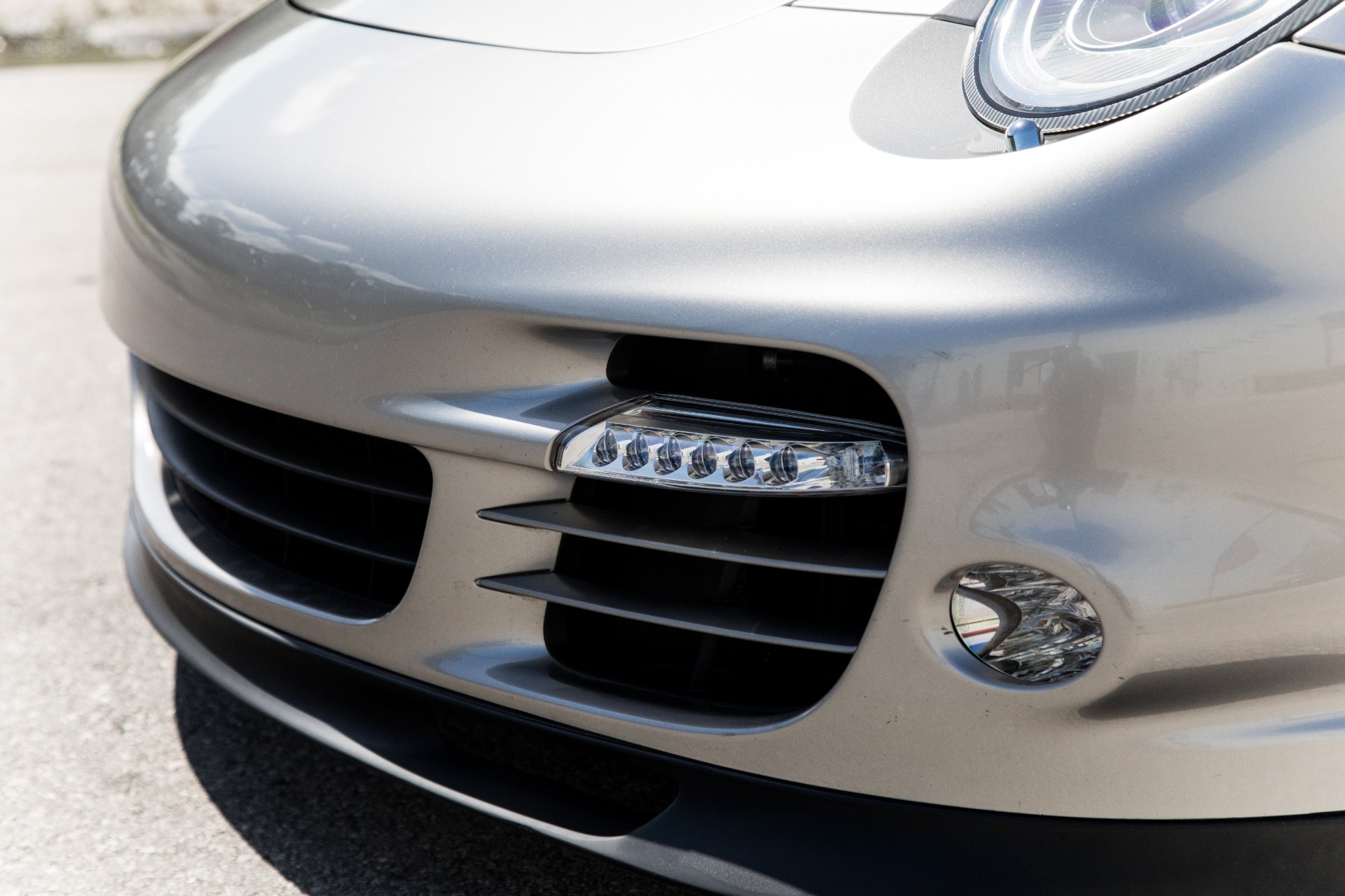 Used-2013-Porsche-911-Turbo