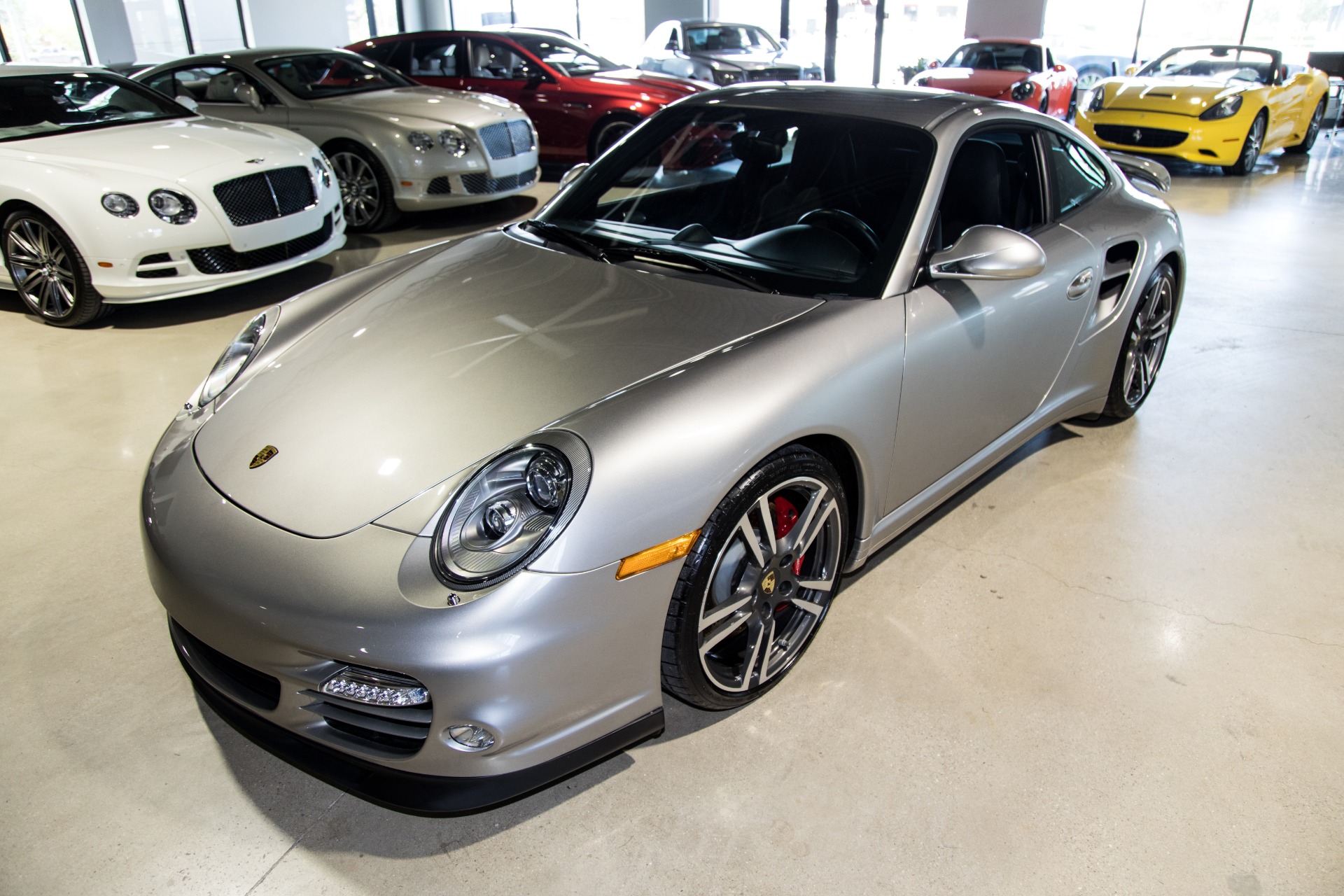 Used-2013-Porsche-911-Turbo