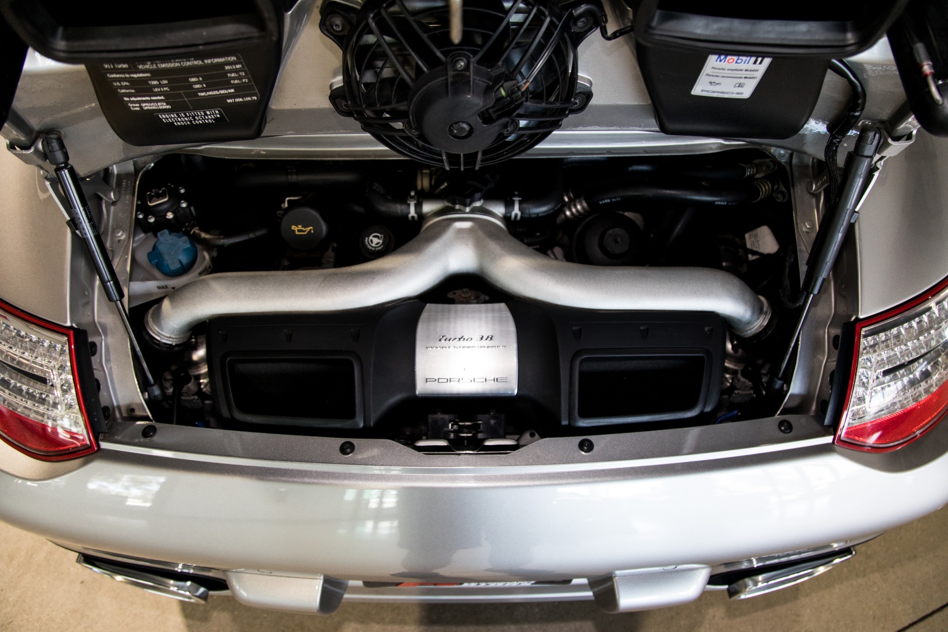 Used-2013-Porsche-911-Turbo