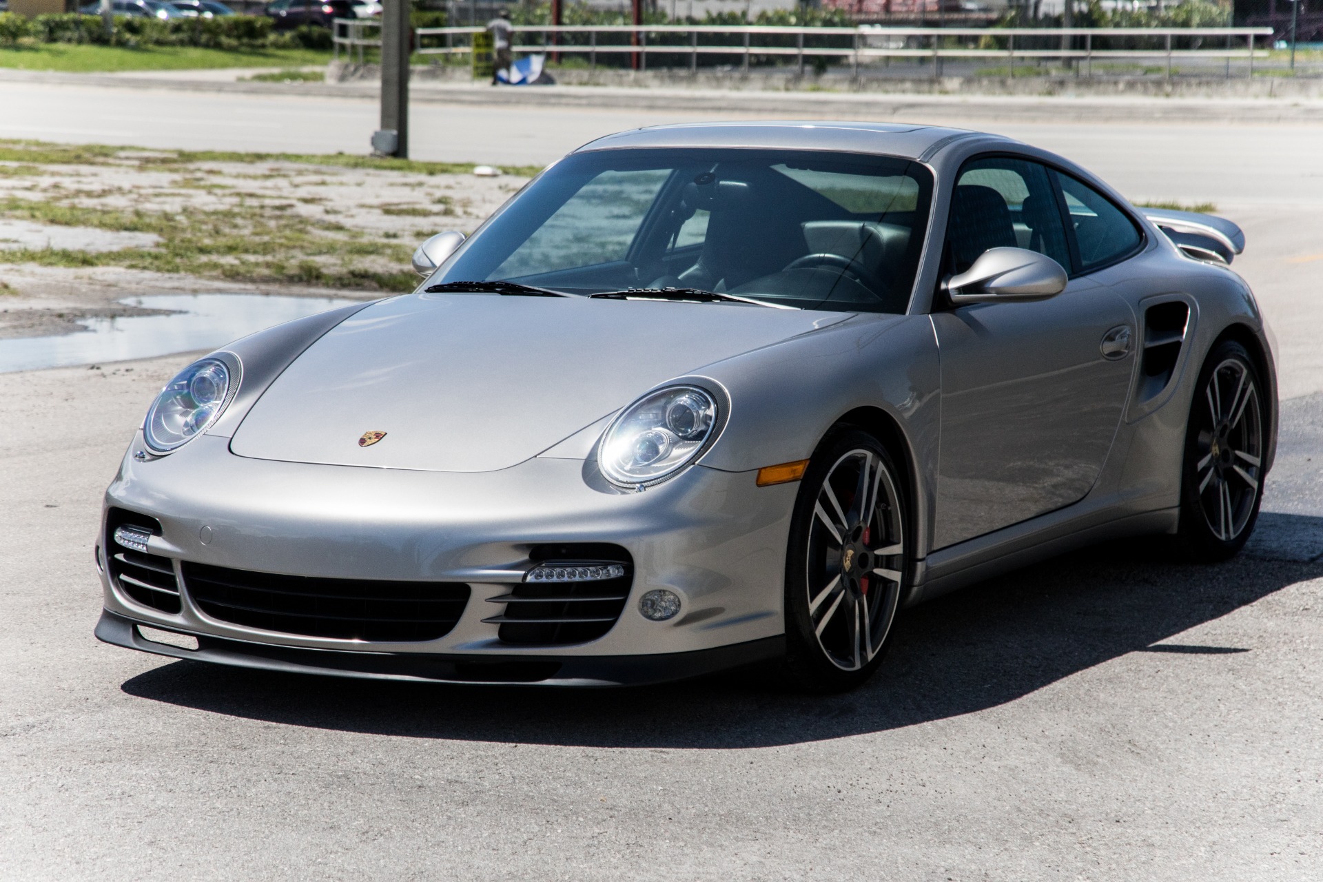 Used-2013-Porsche-911-Turbo
