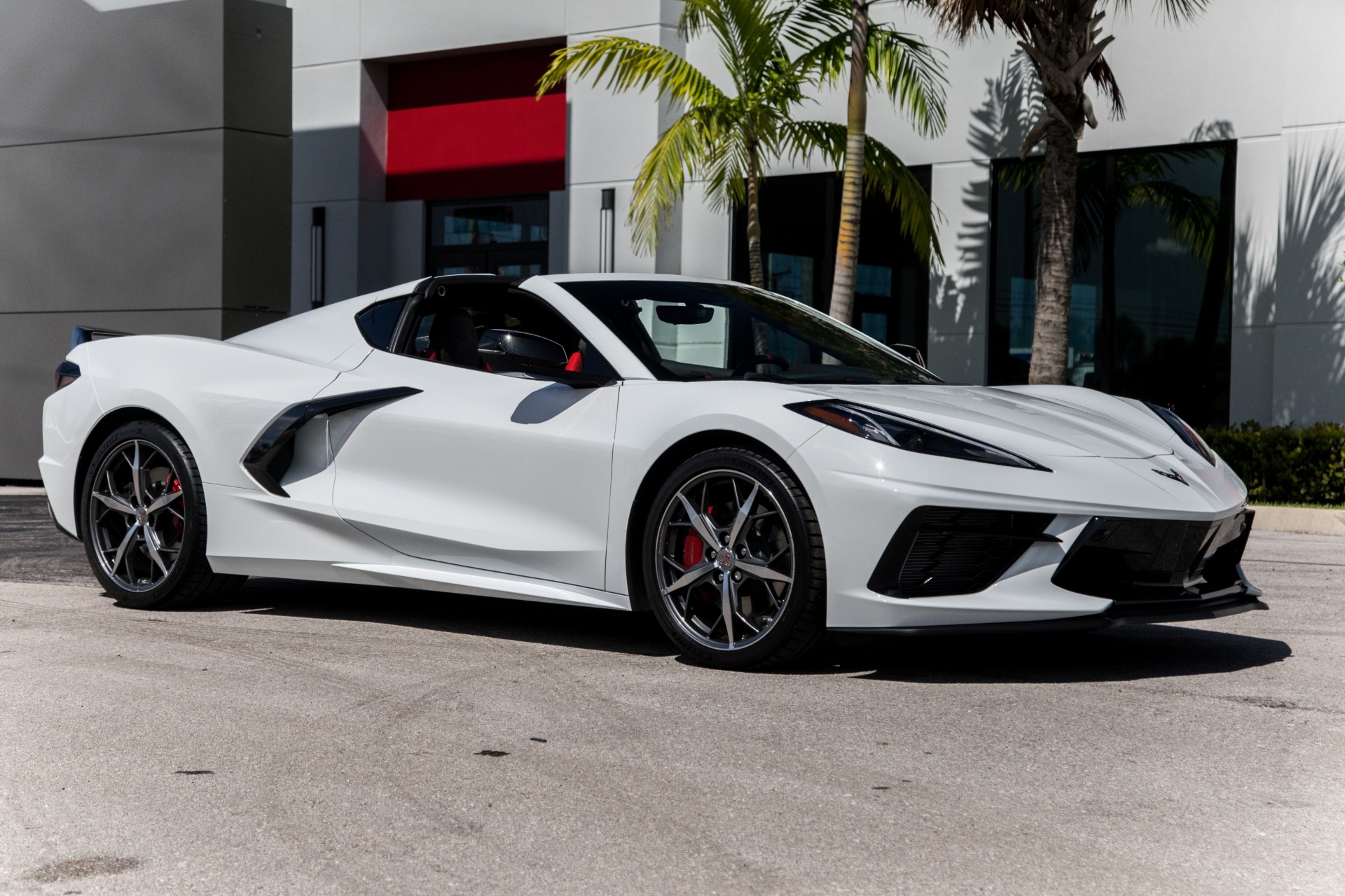 Used-2020-Chevrolet-Corvette-Stingray